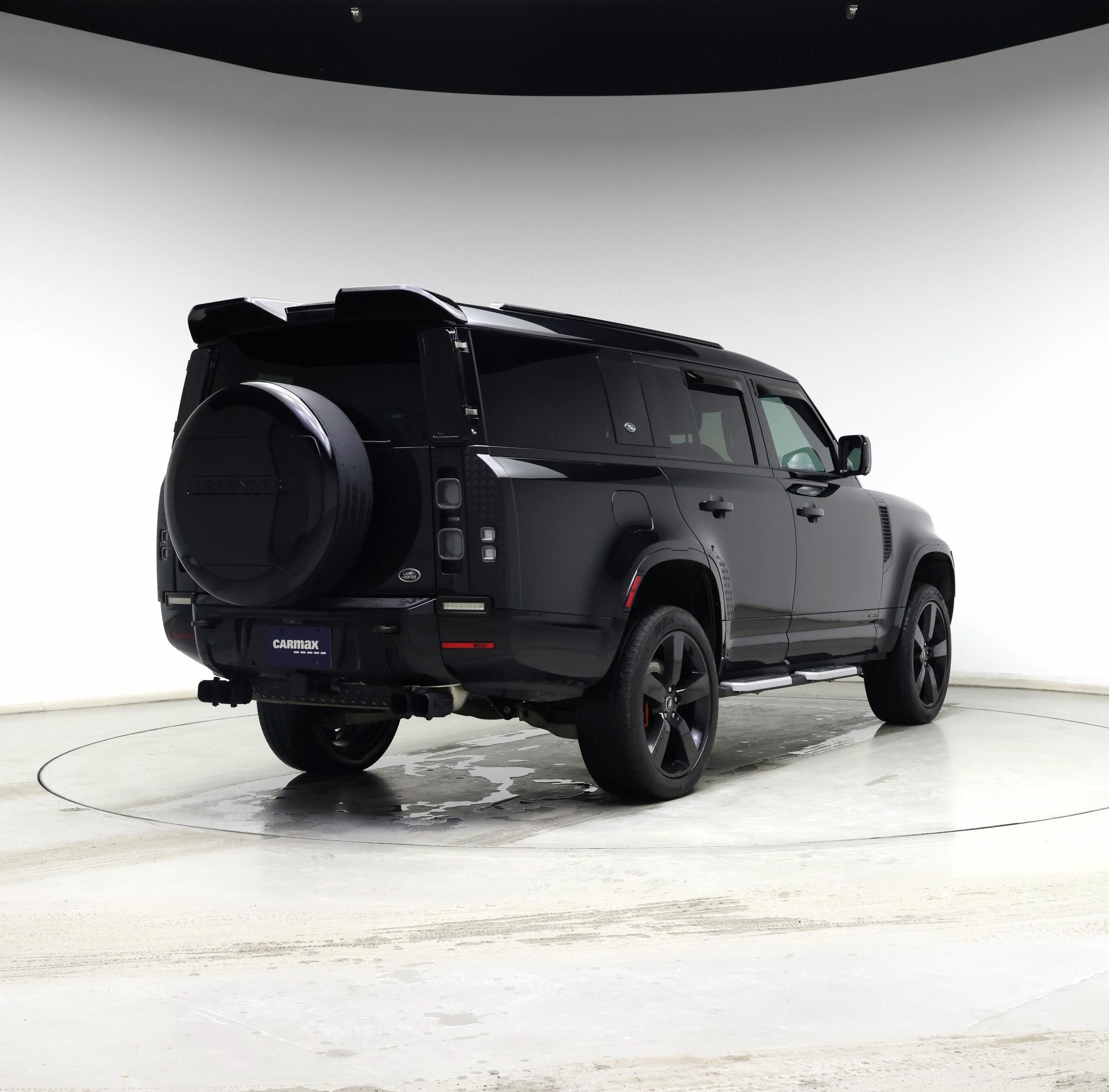 Thumbnail: 2023 Land Rover Defender - 8