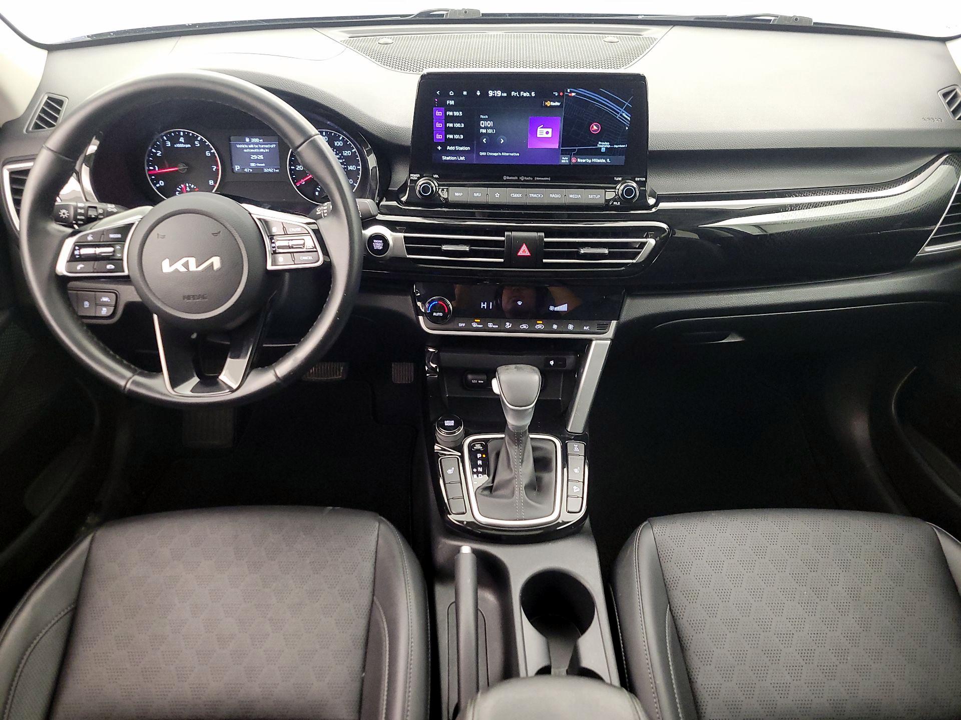 Thumbnail: 2023 Kia Seltos - 9