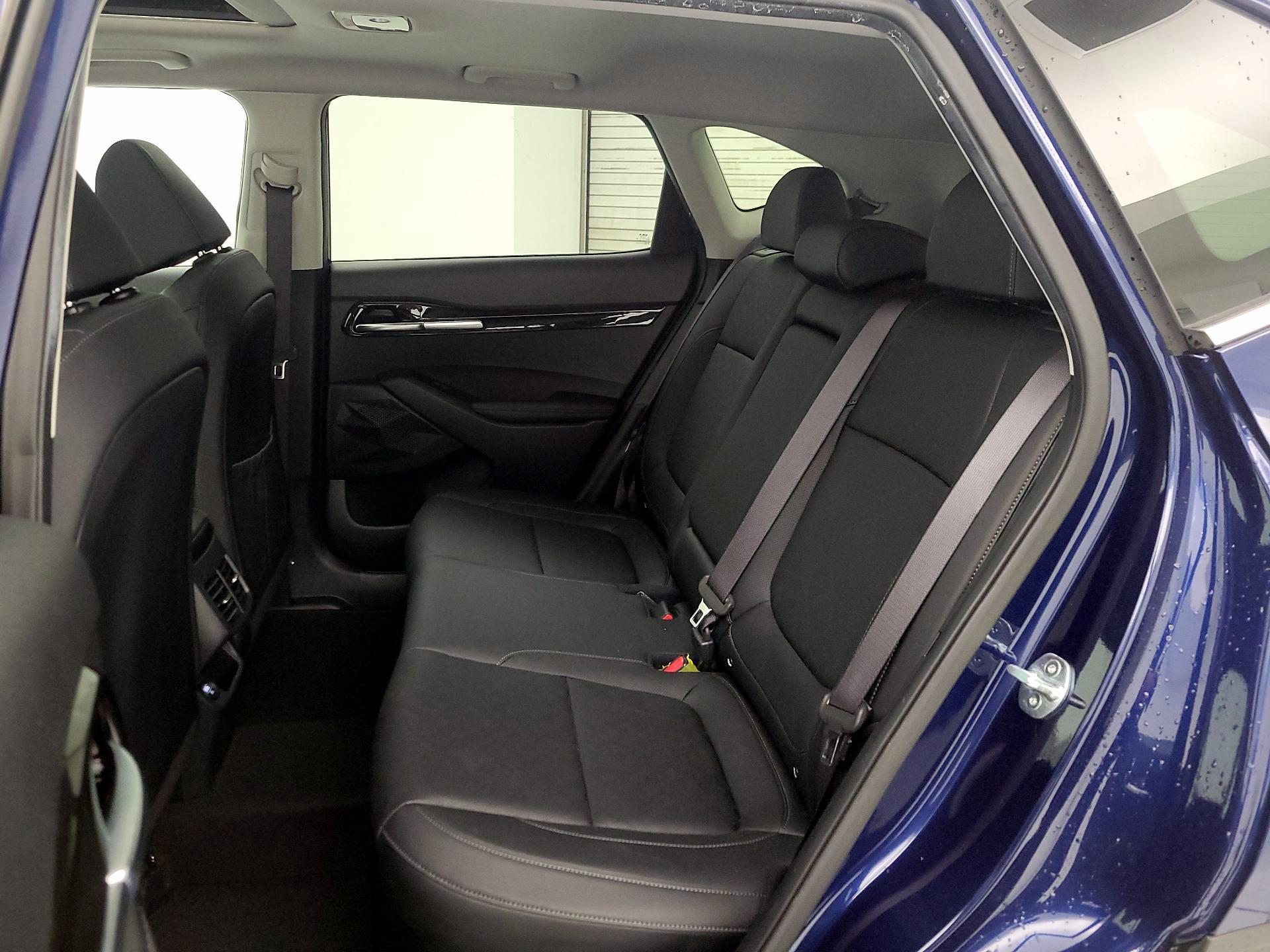 Thumbnail: 2023 Kia Seltos - 20