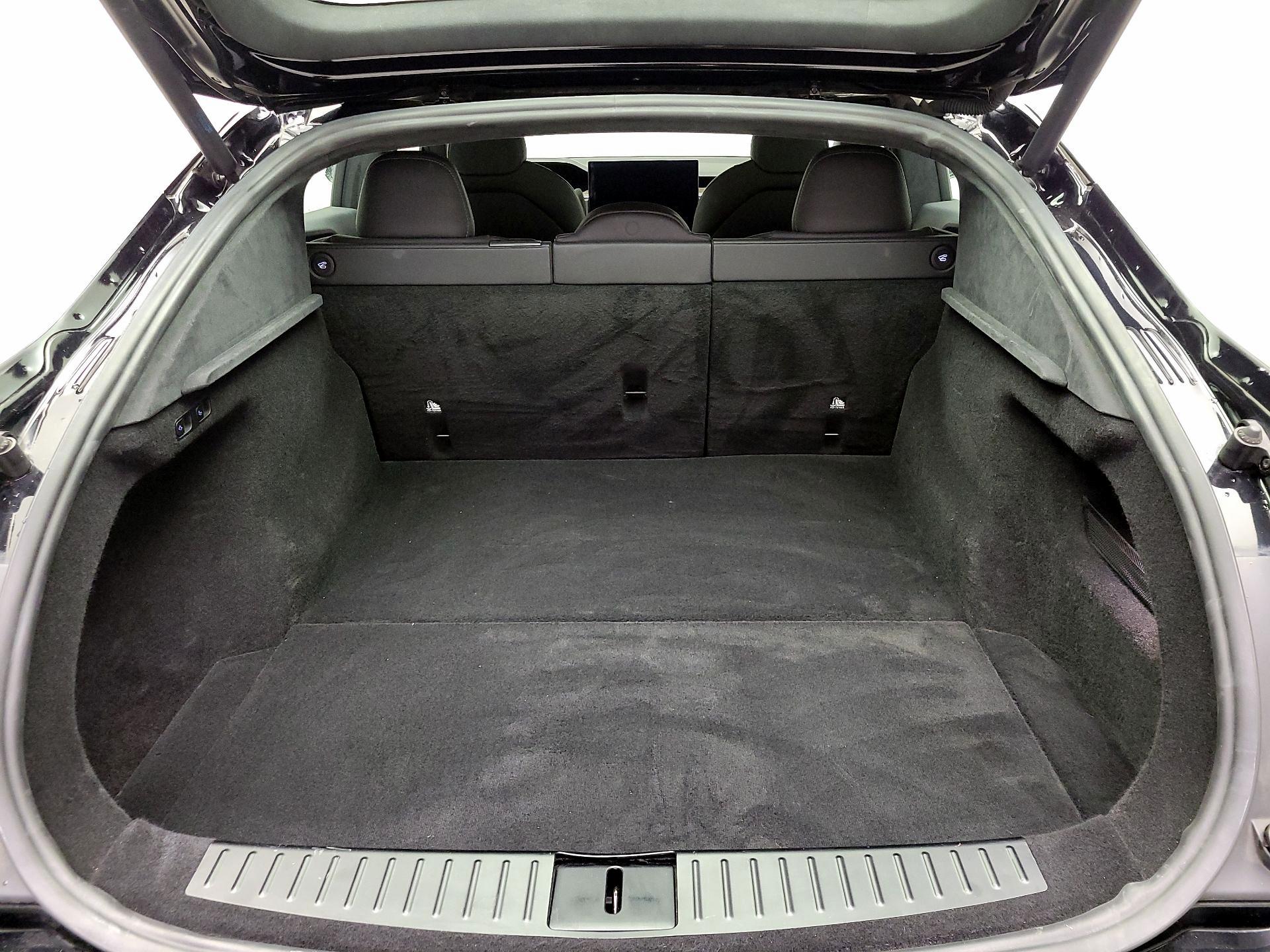 Thumbnail: 2022 Tesla Model S - 19