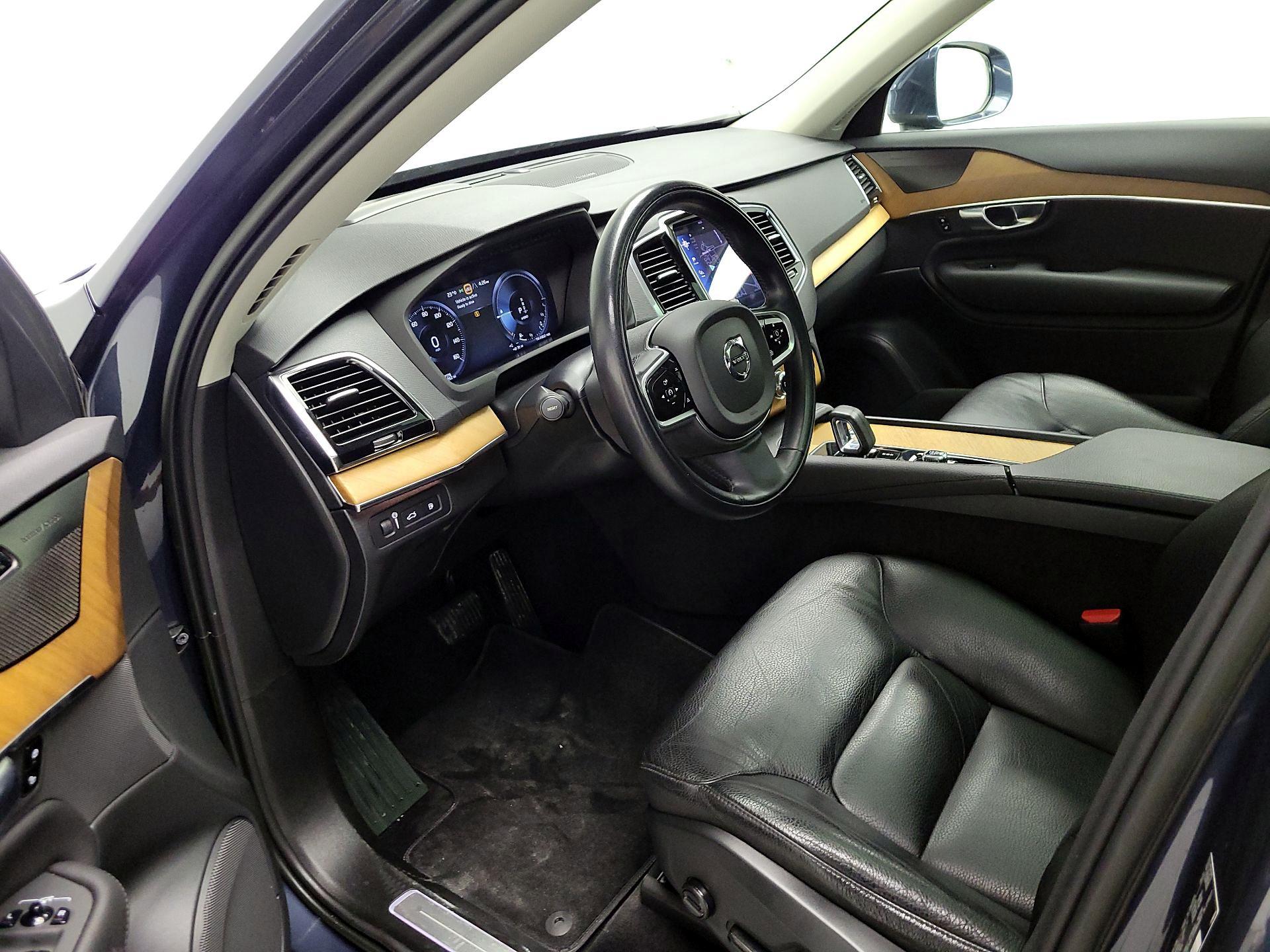 Thumbnail: 2022 Volvo XC90 - 11