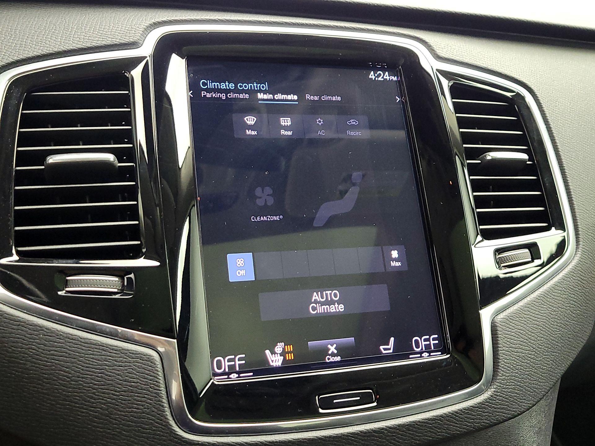 Thumbnail: 2022 Volvo XC90 - 17