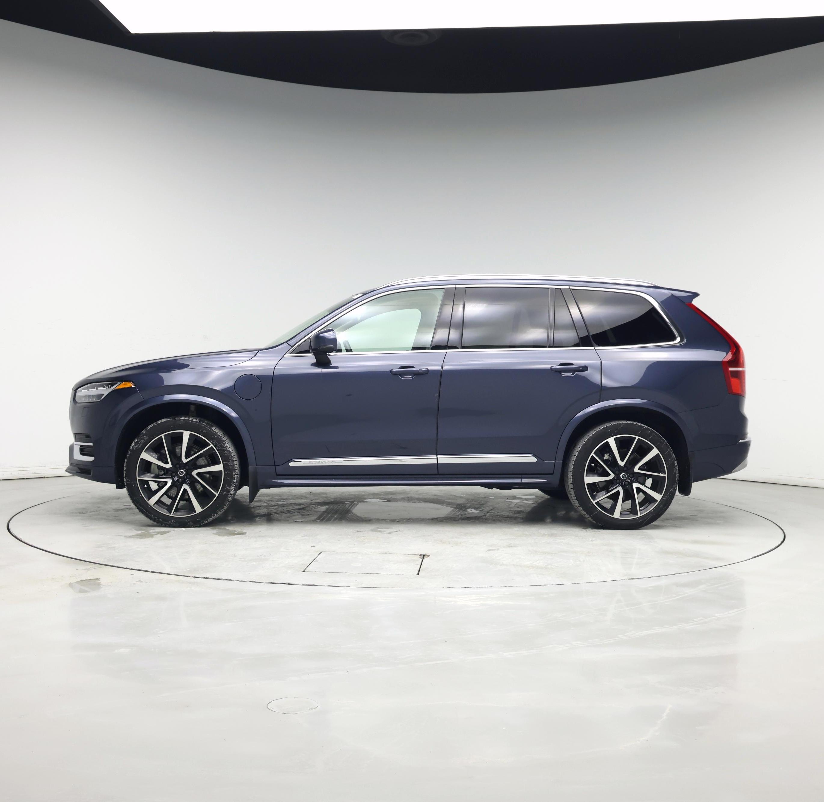 Thumbnail: 2022 Volvo XC90 - 3