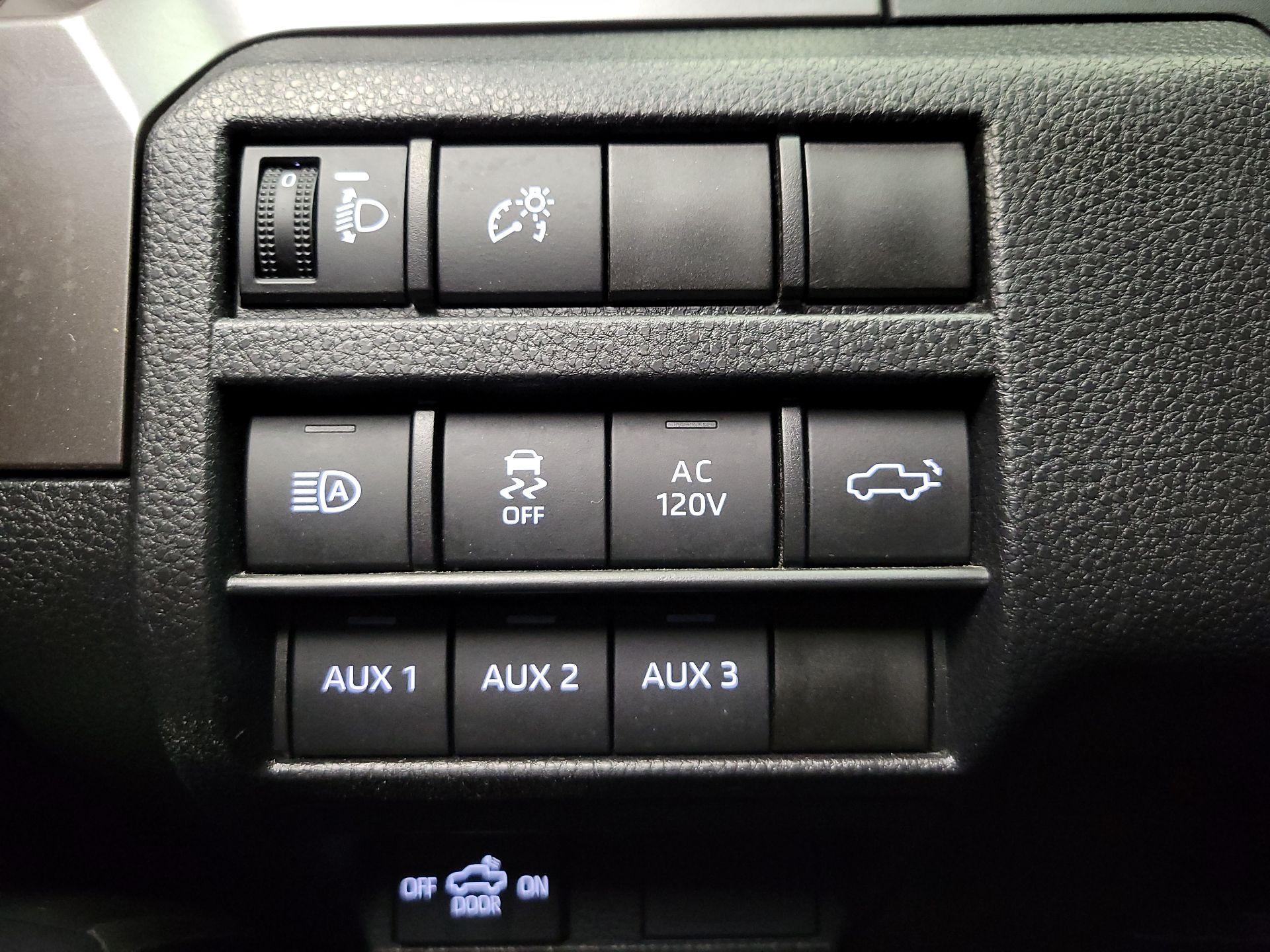 Thumbnail: 2024 Toyota Tacoma - 13