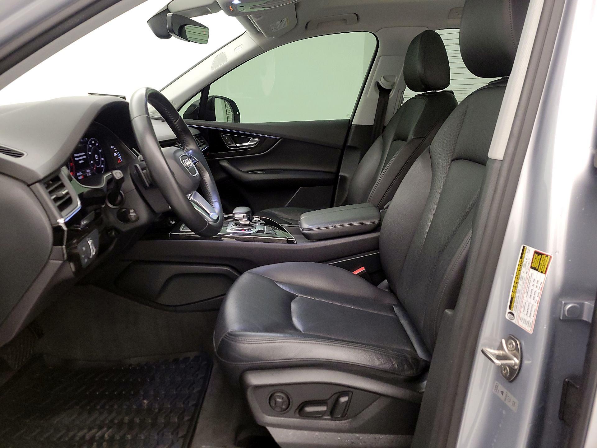 Thumbnail: 2019 Audi Q7 - 11