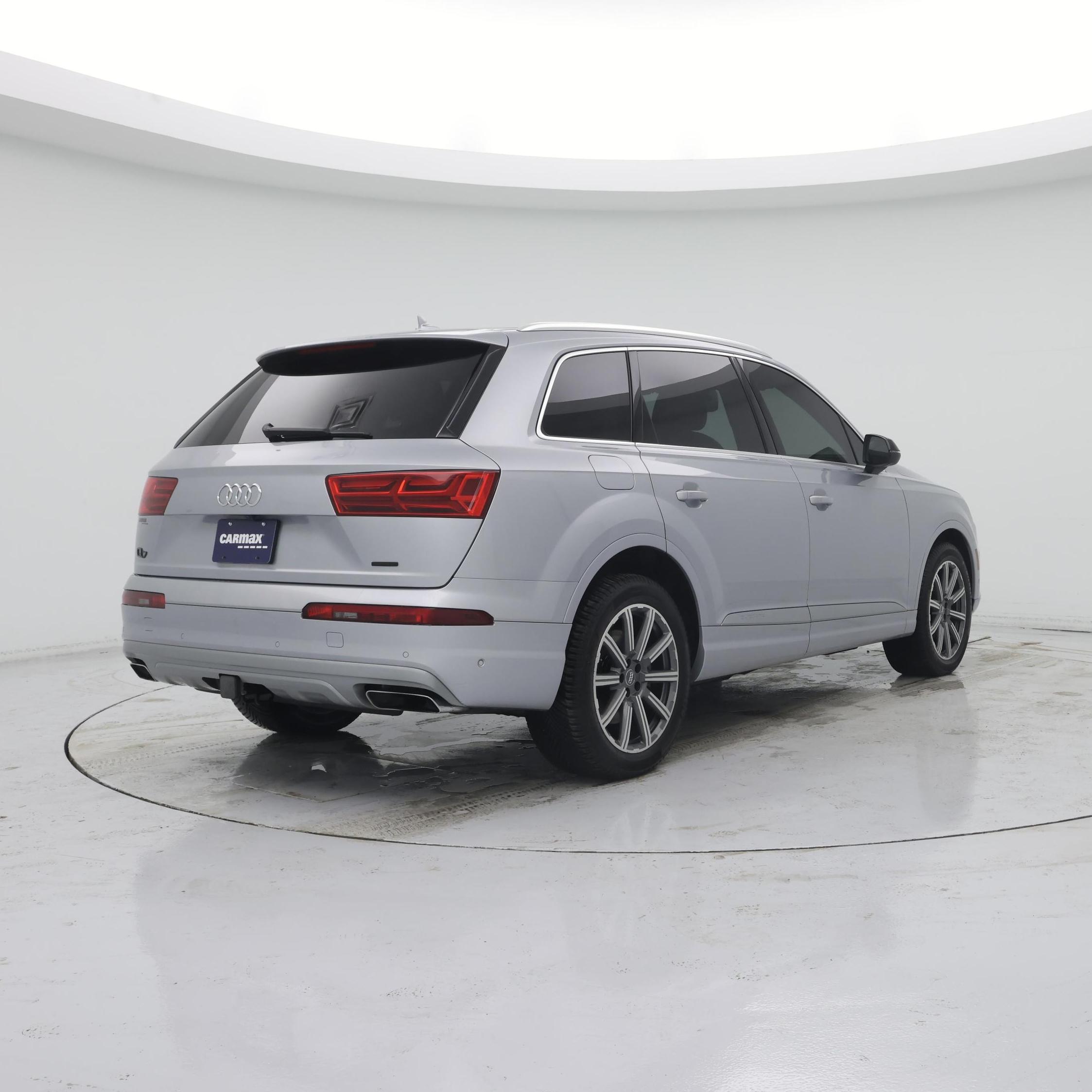 Thumbnail: 2019 Audi Q7 - 8