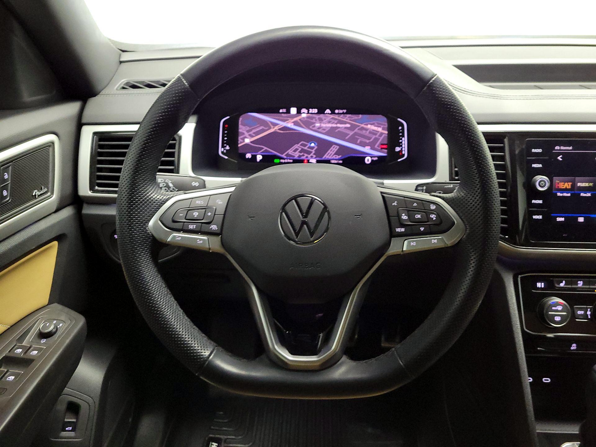 Thumbnail: 2023 Volkswagen Atlas - 10