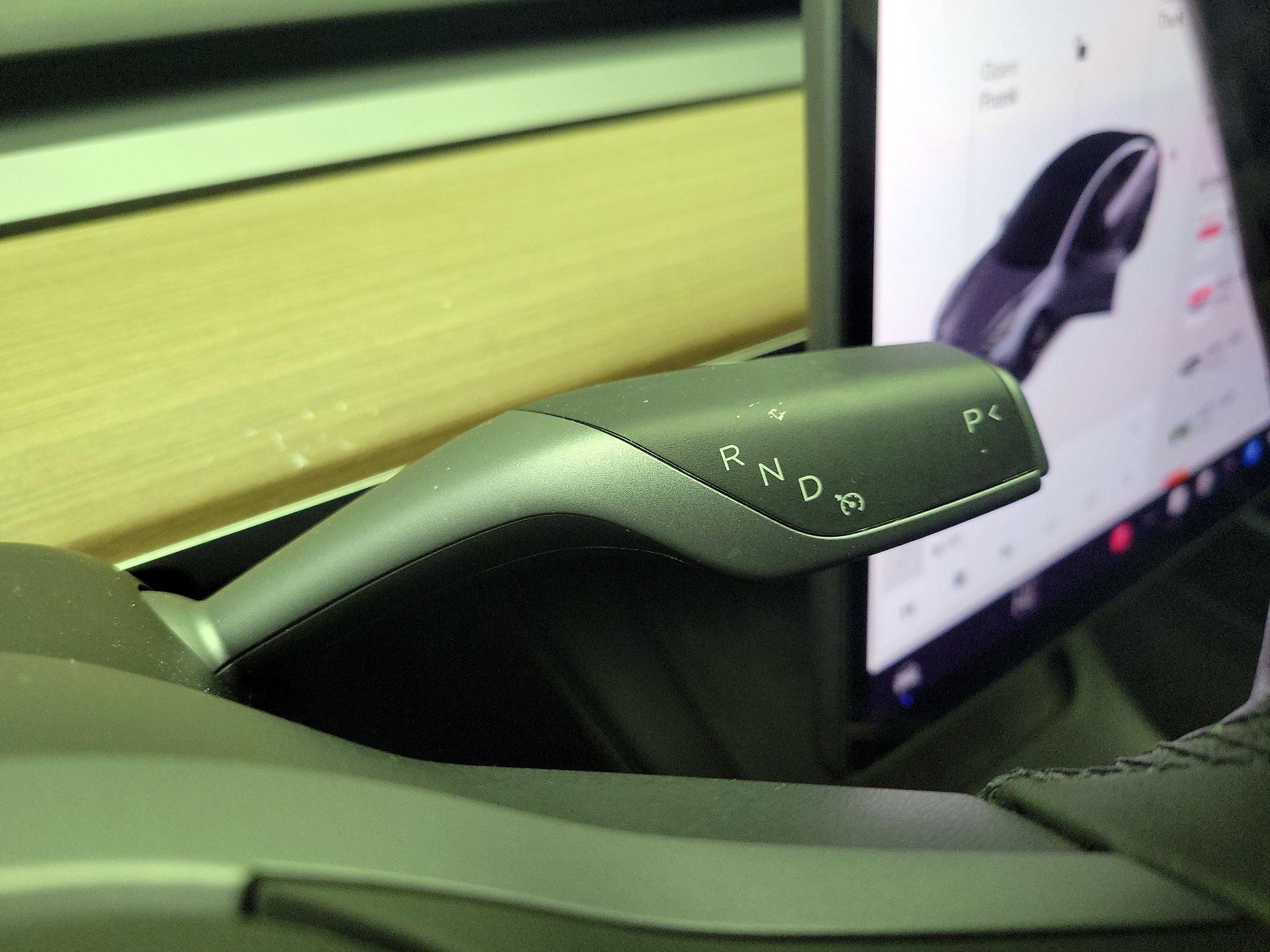 Thumbnail: 2022 Tesla Model 3 - 17