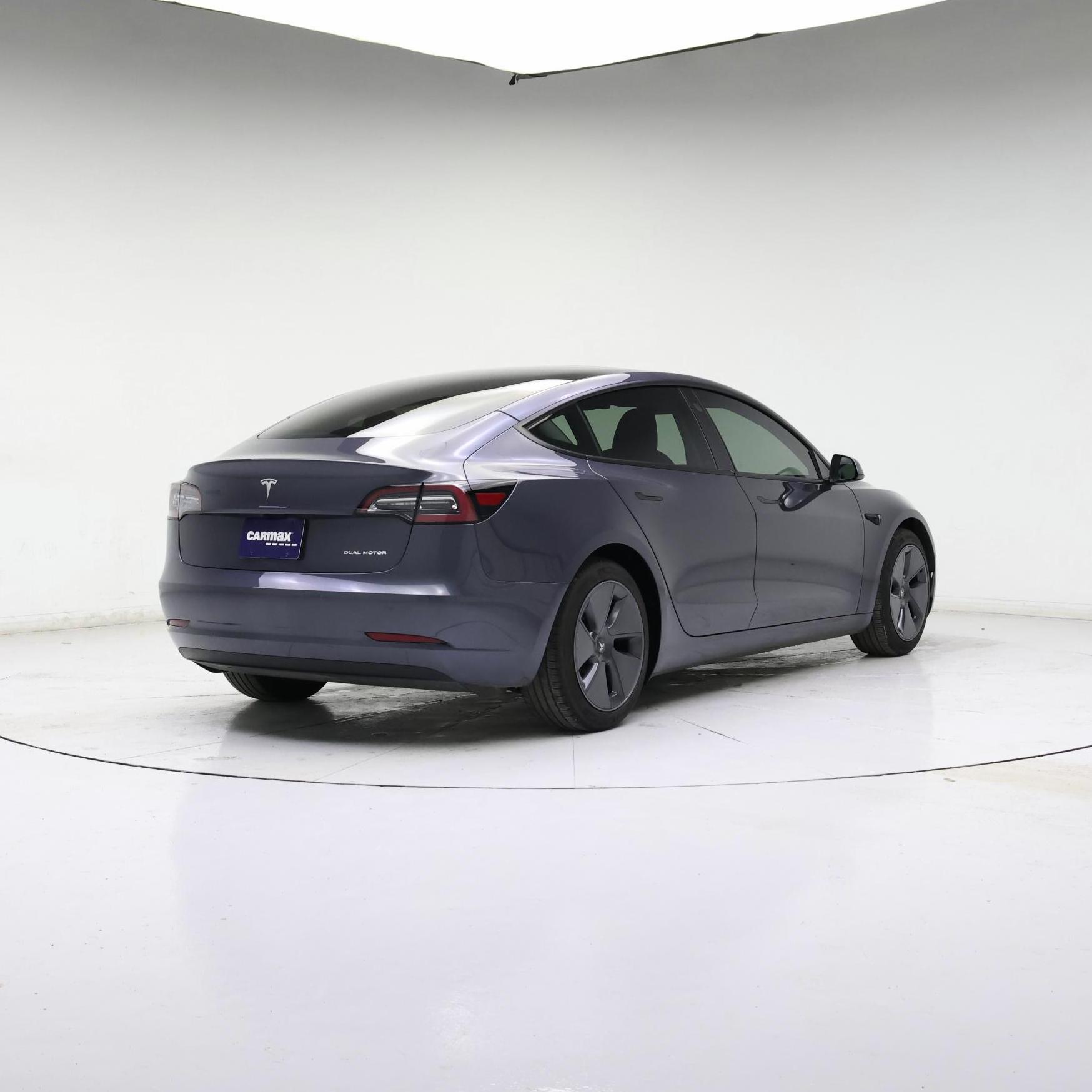 Thumbnail: 2022 Tesla Model 3 - 8