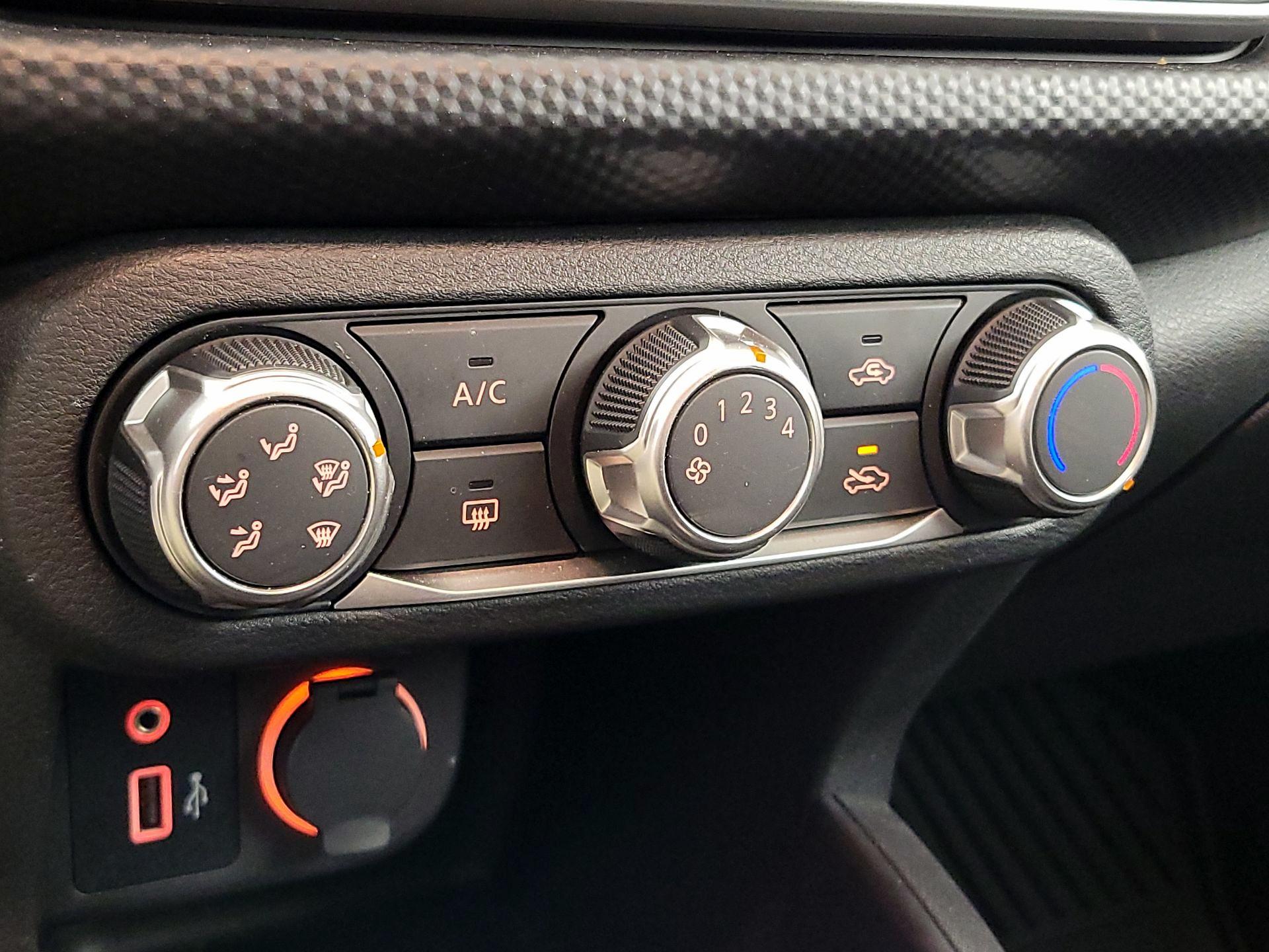 Thumbnail: 2024 Nissan Kicks - 16