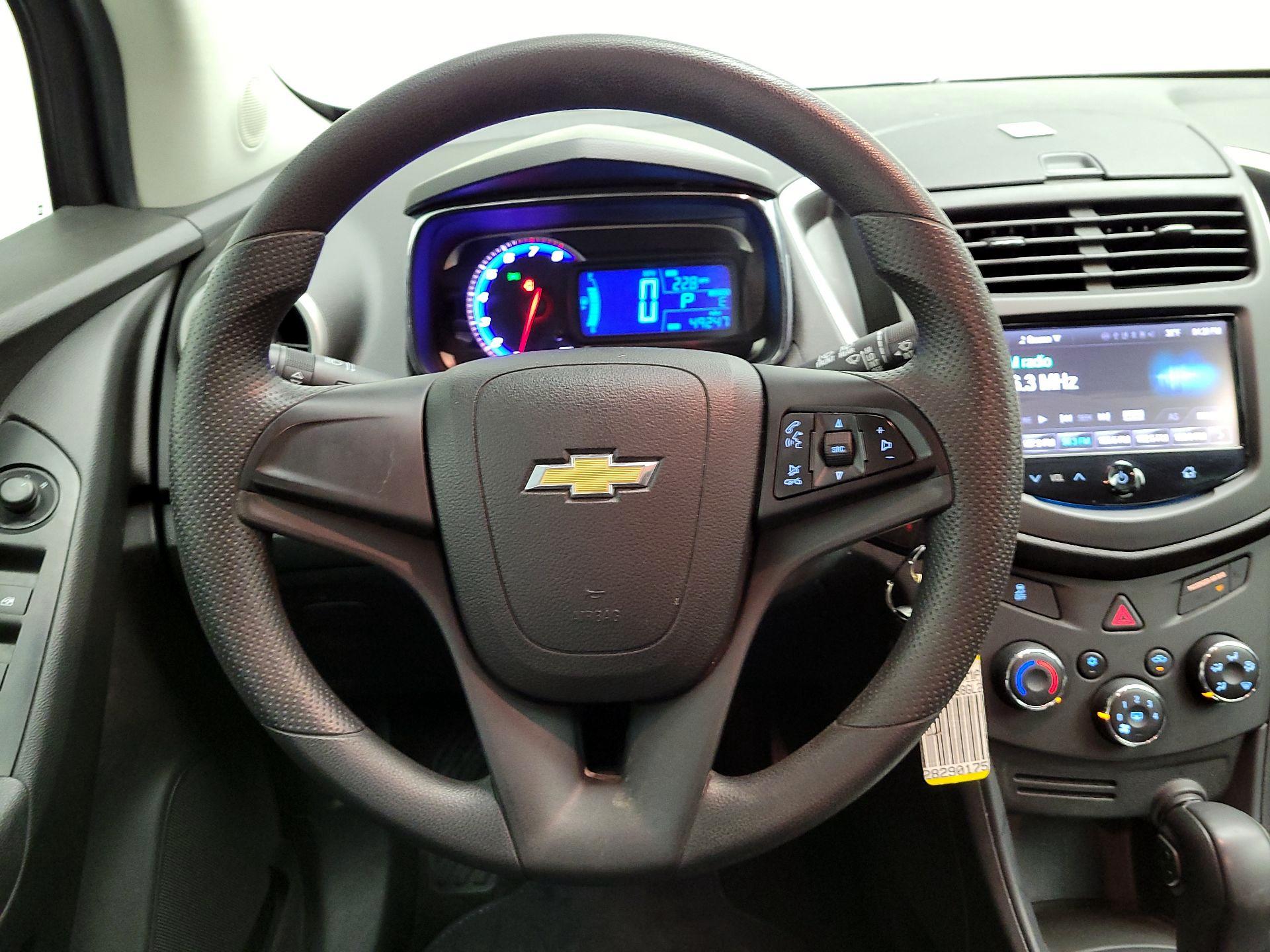 Thumbnail: 2016 Chevrolet Trax - 10