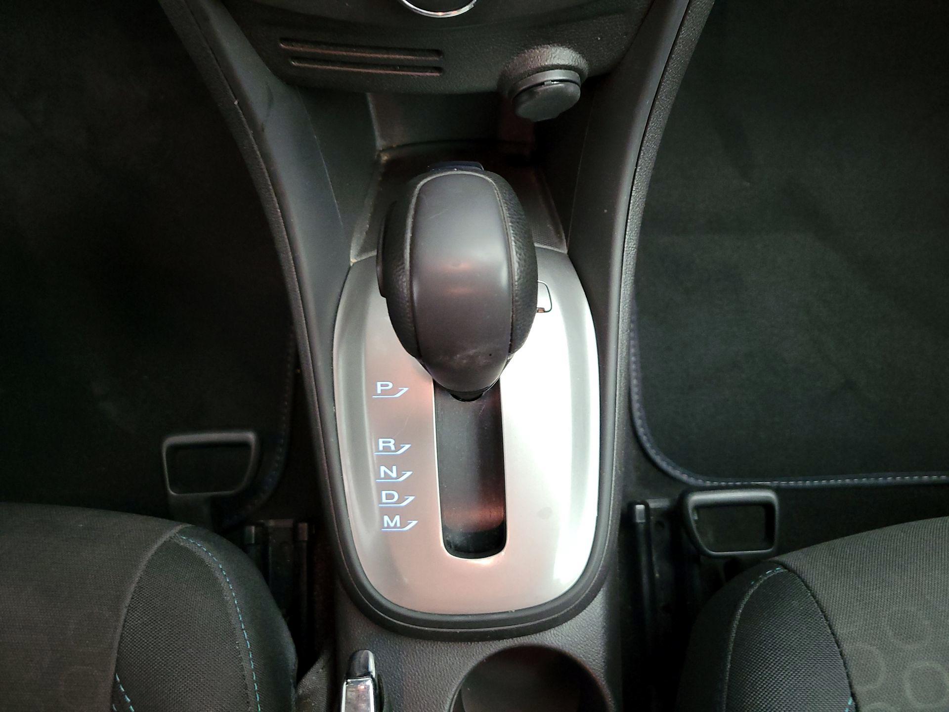 Thumbnail: 2016 Chevrolet Trax - 15