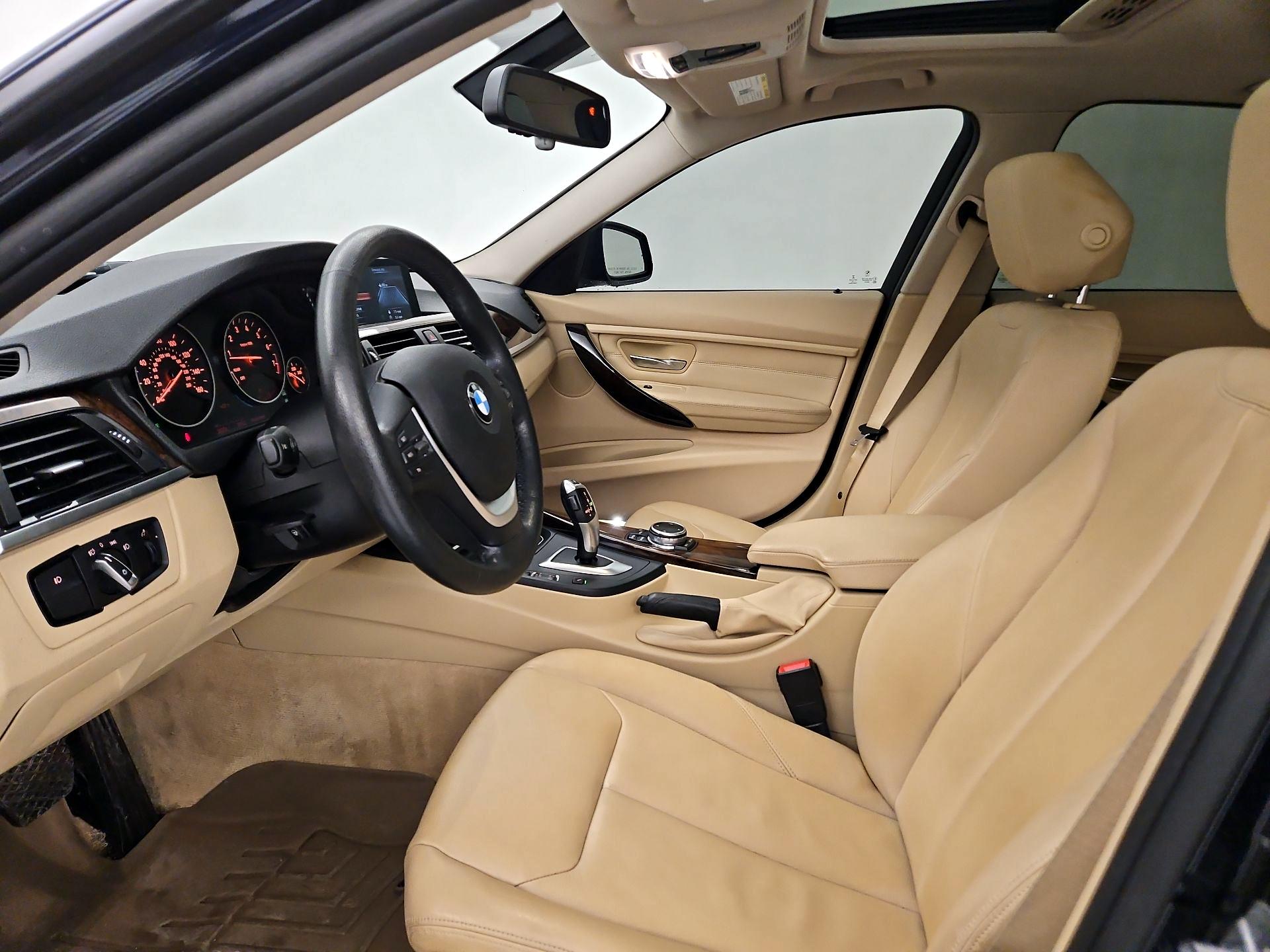 Thumbnail: 2015 BMW 3 Series - 11