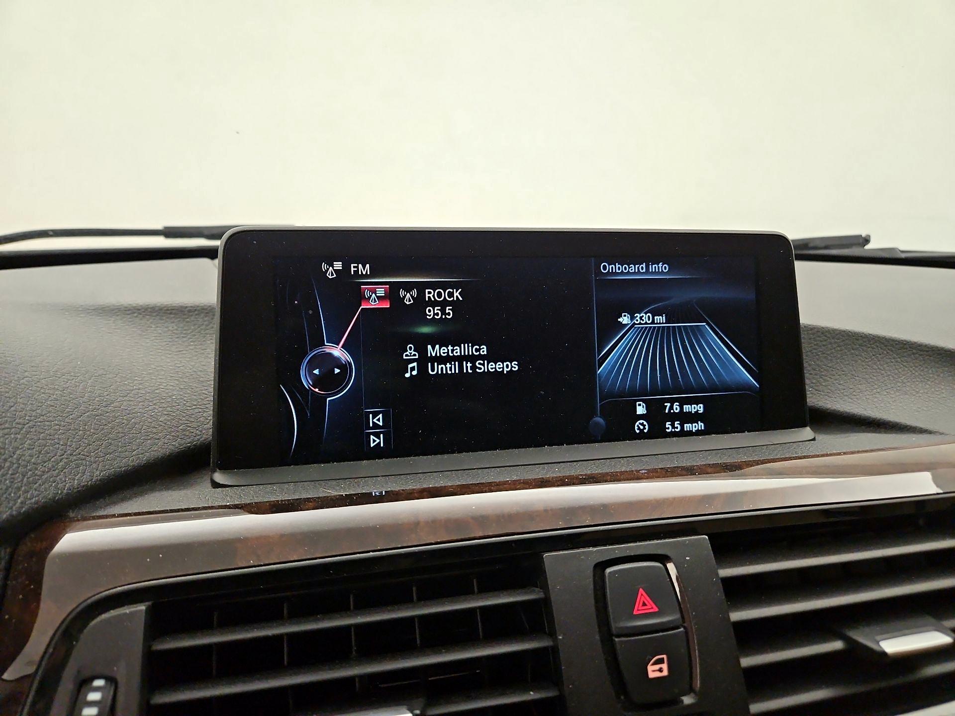 Thumbnail: 2015 BMW 3 Series - 16