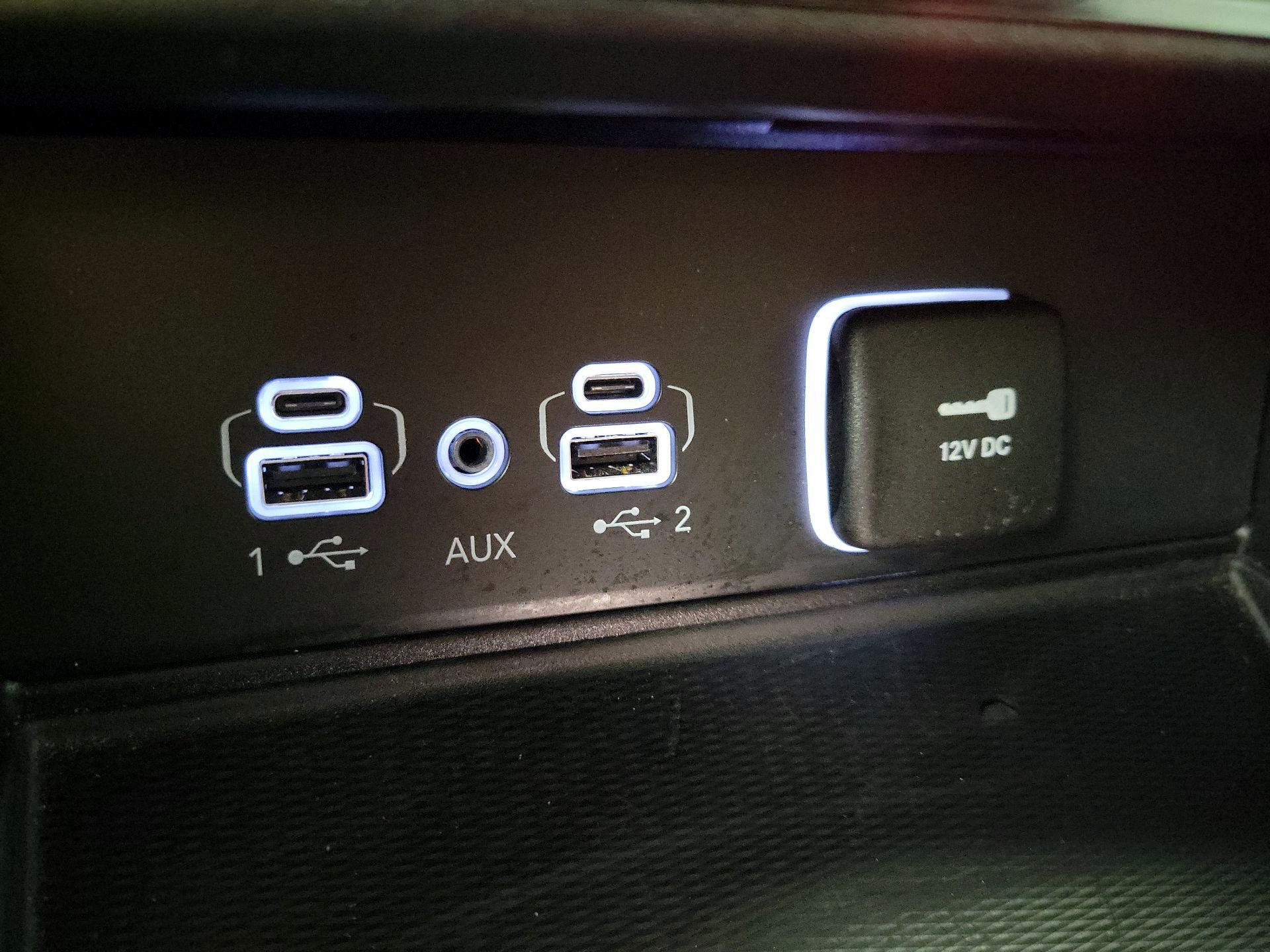 Thumbnail: 2024 Jeep Grand Cherokee - 18