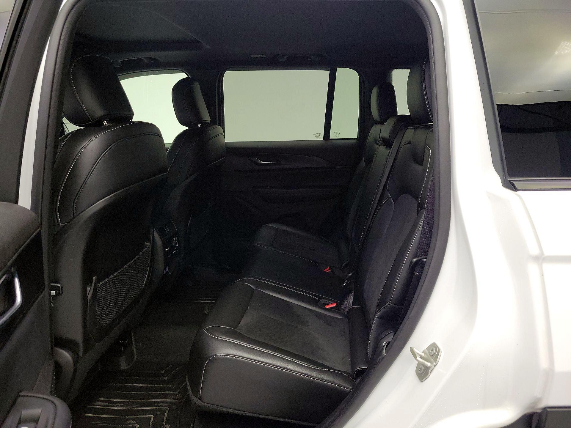 Thumbnail: 2024 Jeep Grand Cherokee - 20