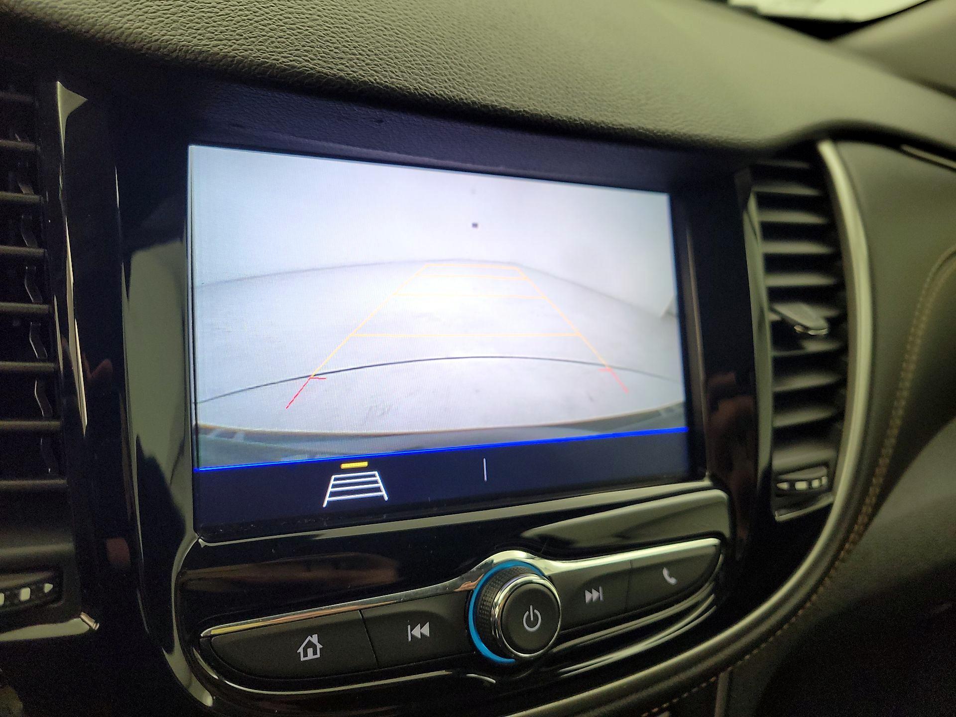 Thumbnail: 2020 Chevrolet Trax - 14