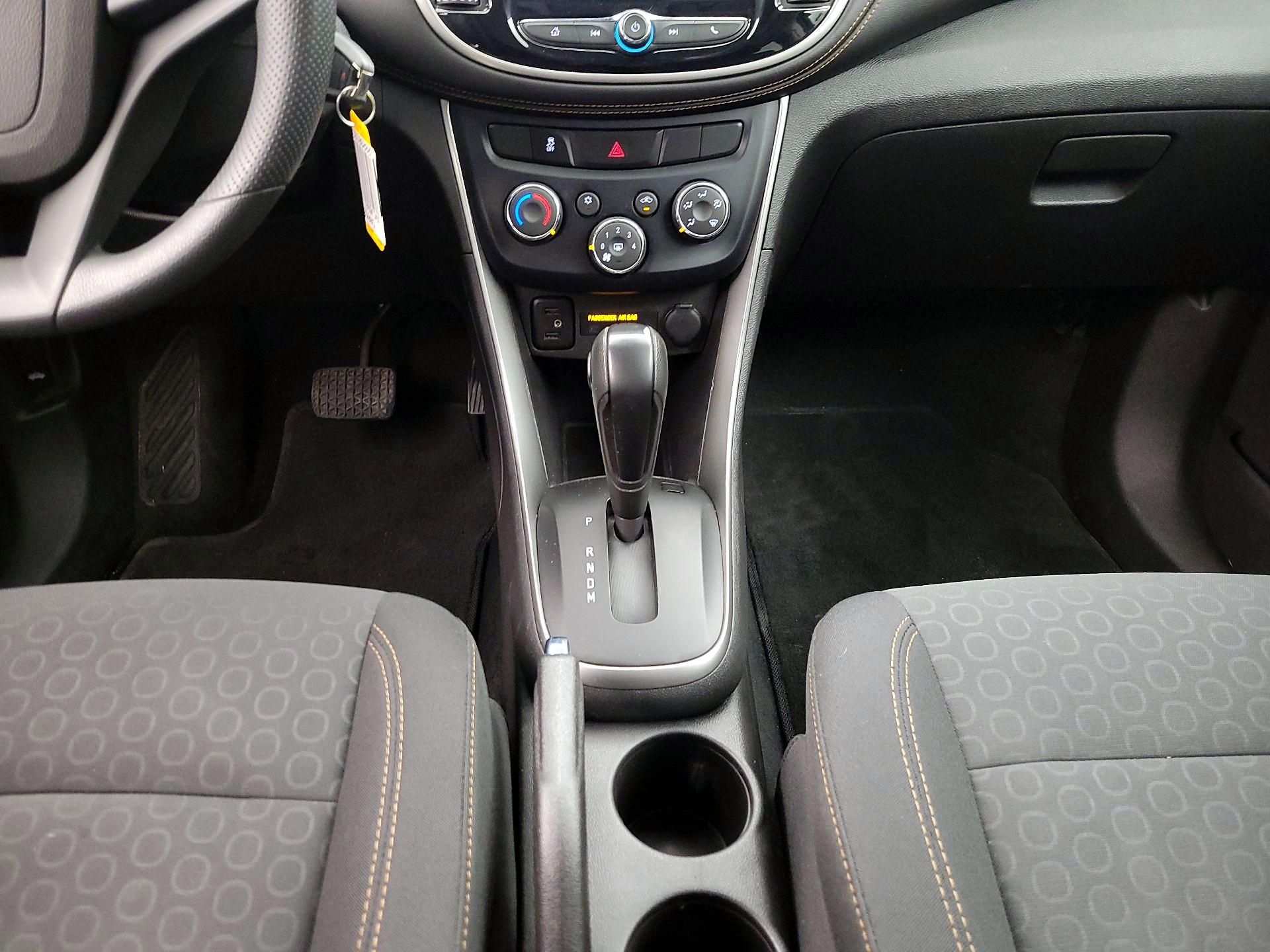 Thumbnail: 2020 Chevrolet Trax - 17