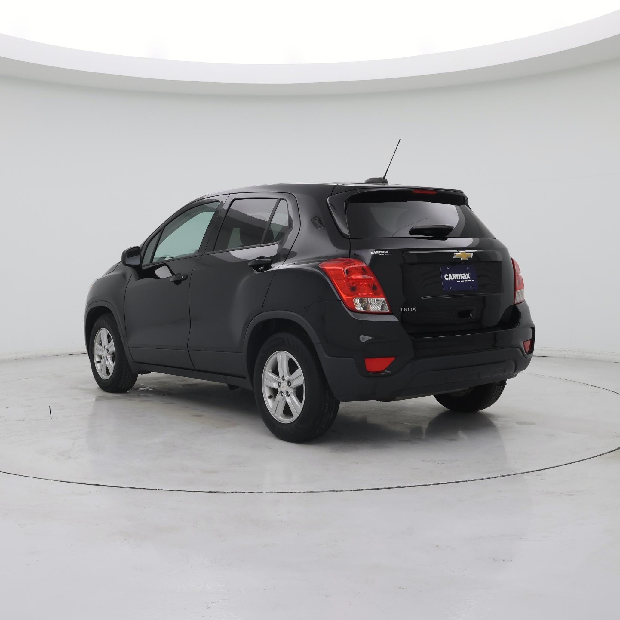 Thumbnail: 2020 Chevrolet Trax - 2