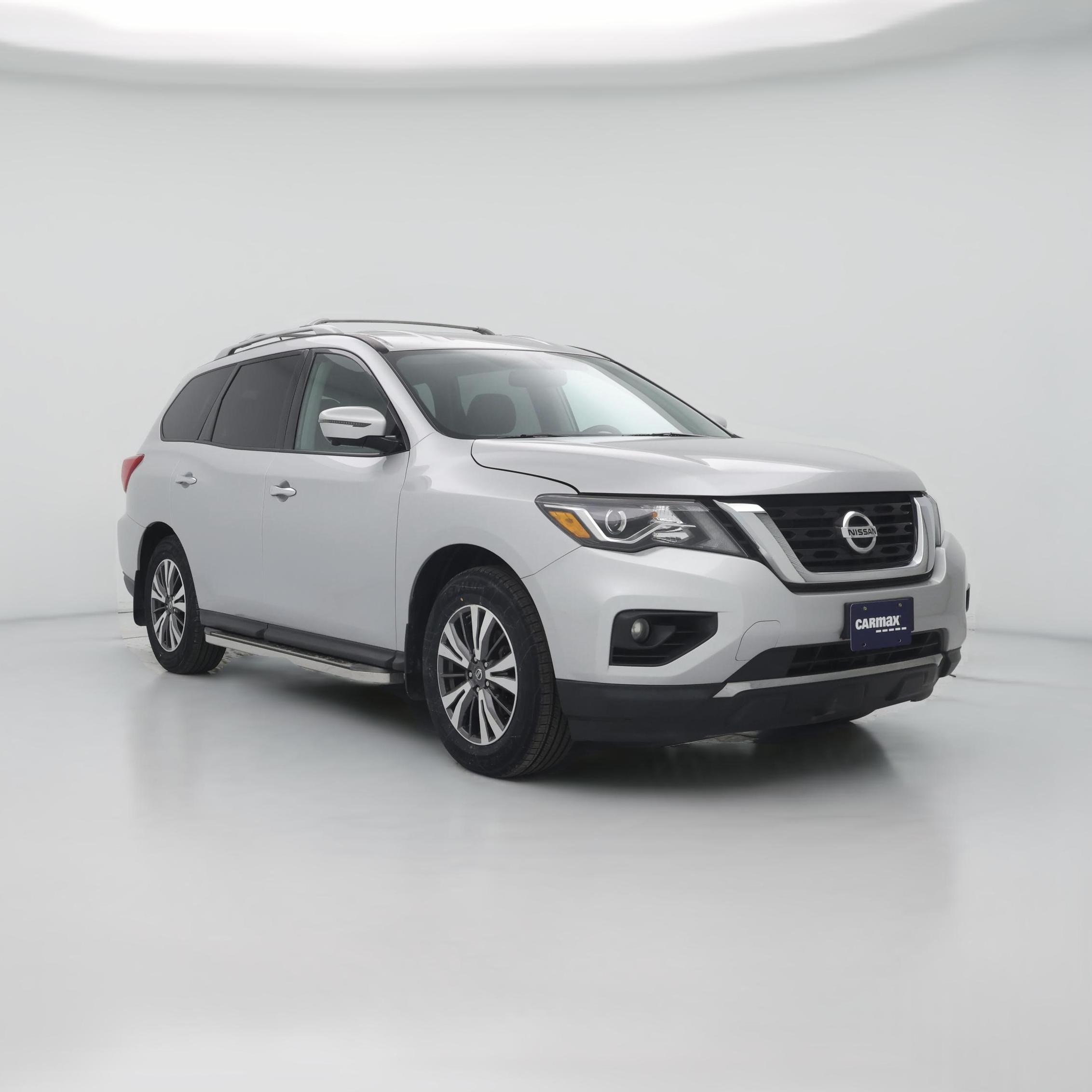 Thumbnail: 2017 Nissan Pathfinder - 1