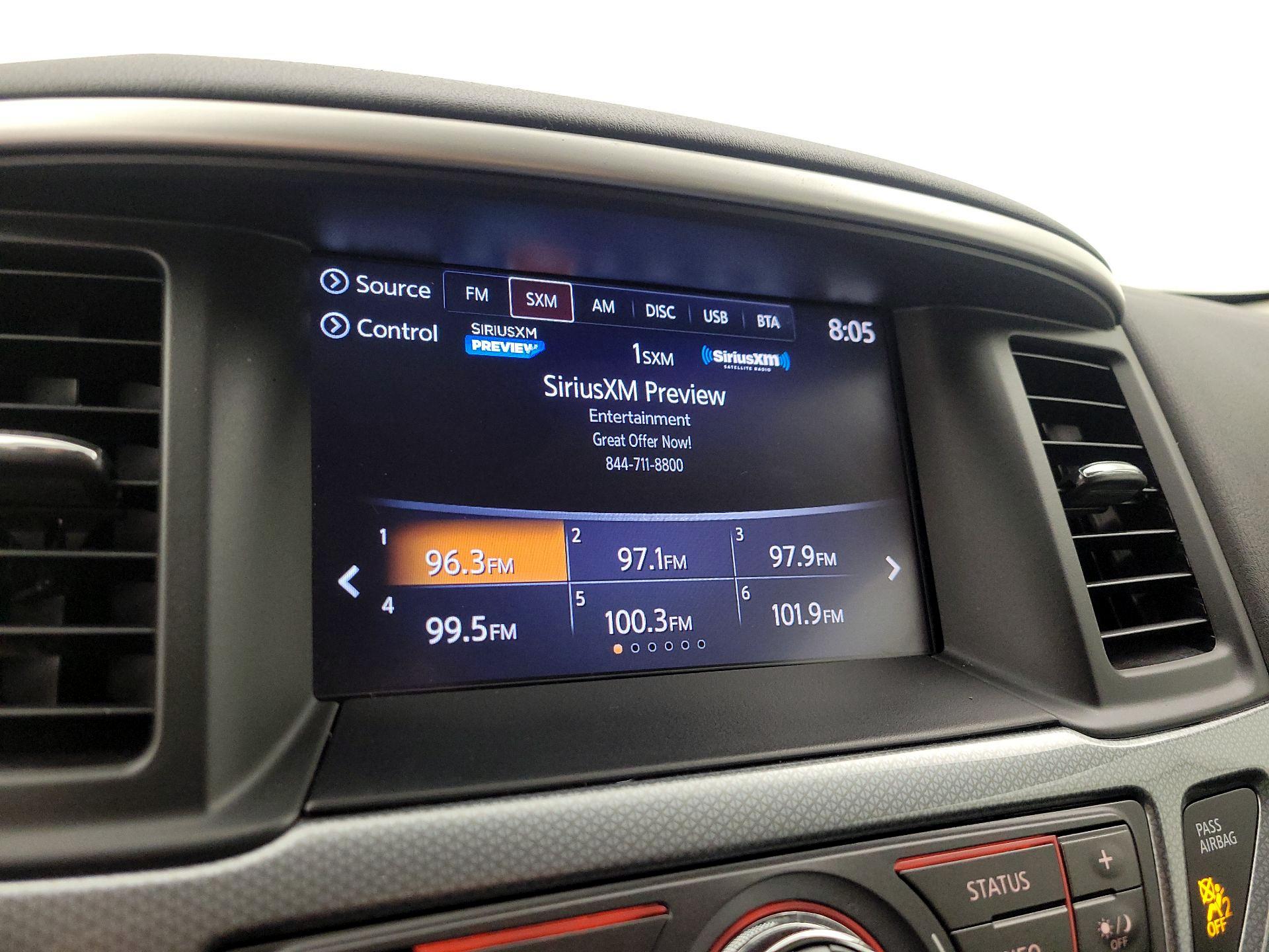 Thumbnail: 2017 Nissan Pathfinder - 16