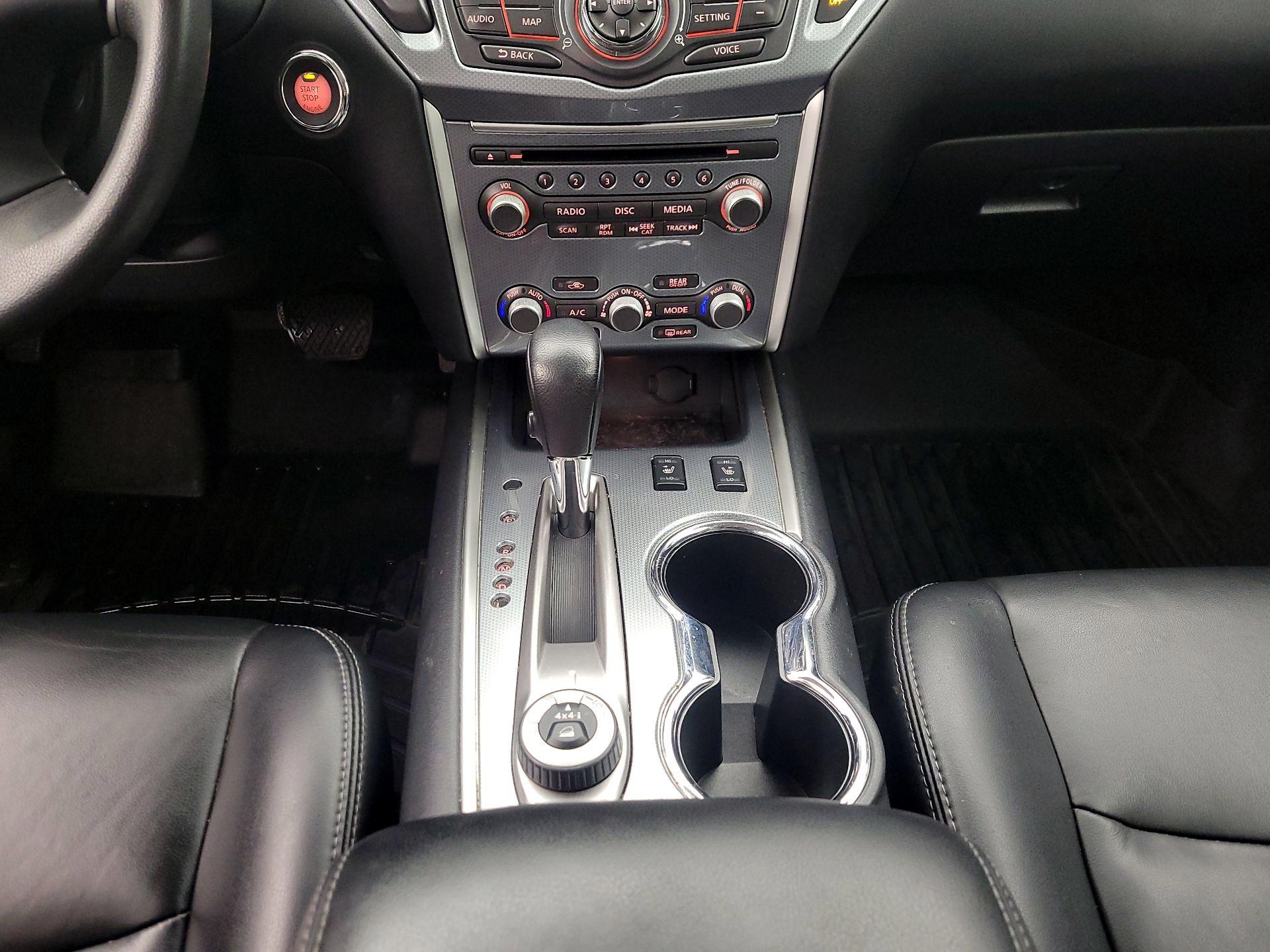 Thumbnail: 2017 Nissan Pathfinder - 18