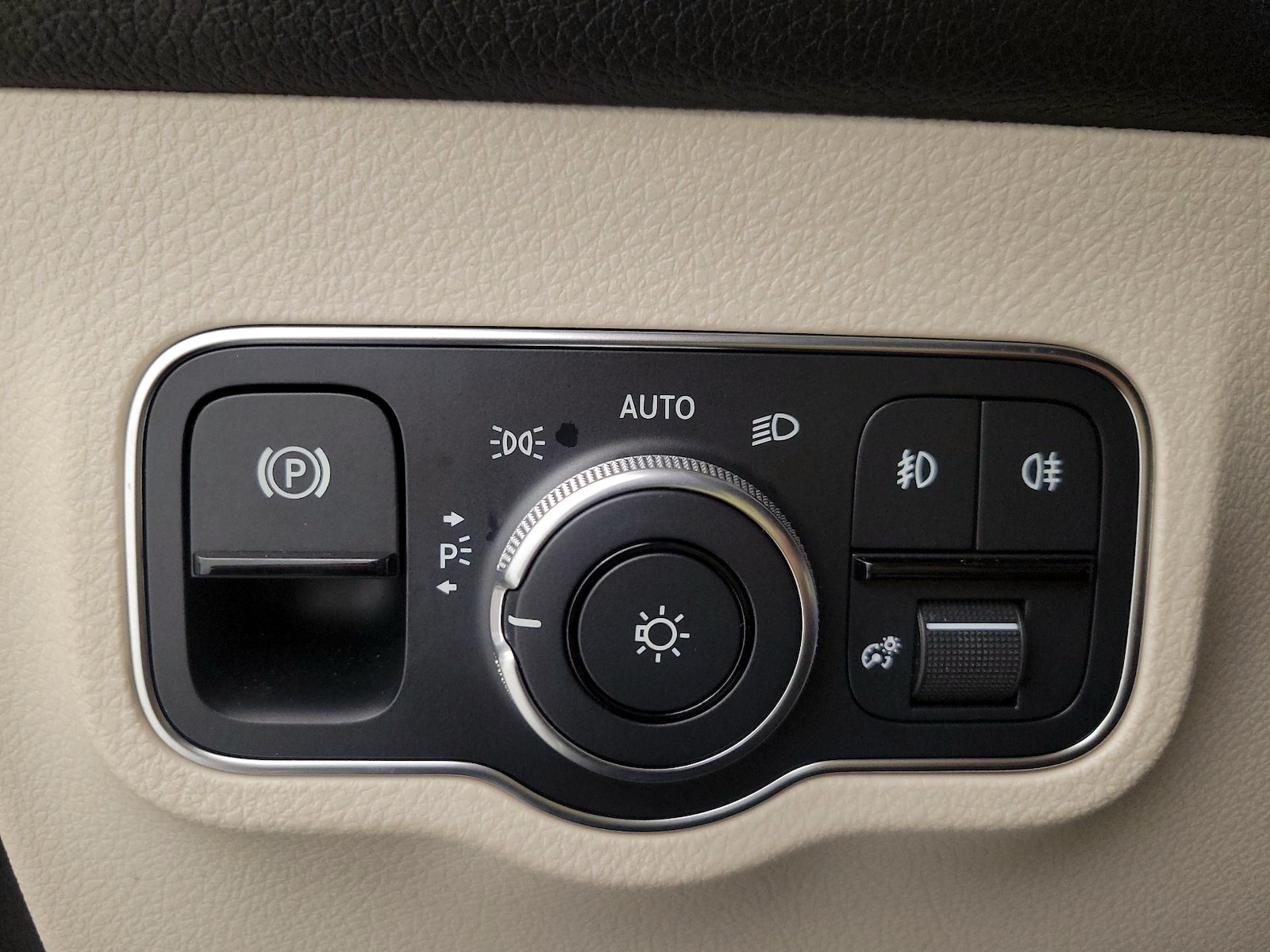 2023 Mercedes-Benz GLB Base - Photo 14
