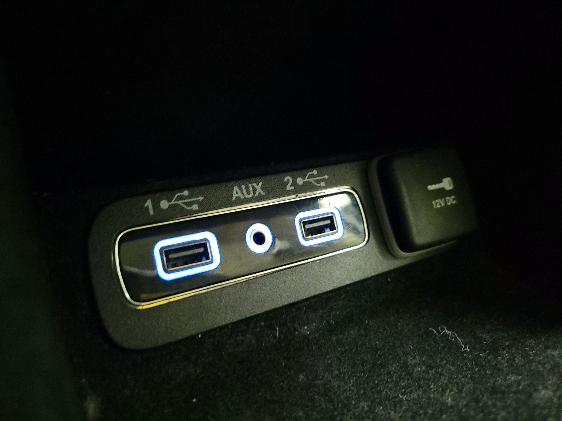 Thumbnail: 2021 Jeep Grand Cherokee - 18