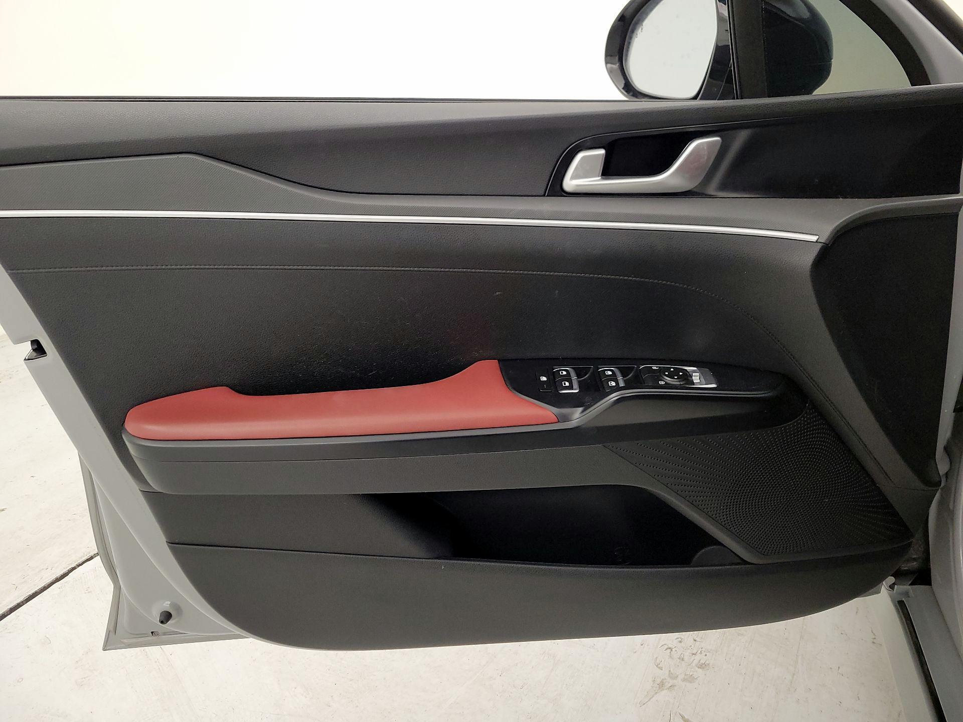 Thumbnail: 2021 Kia K5 - 12