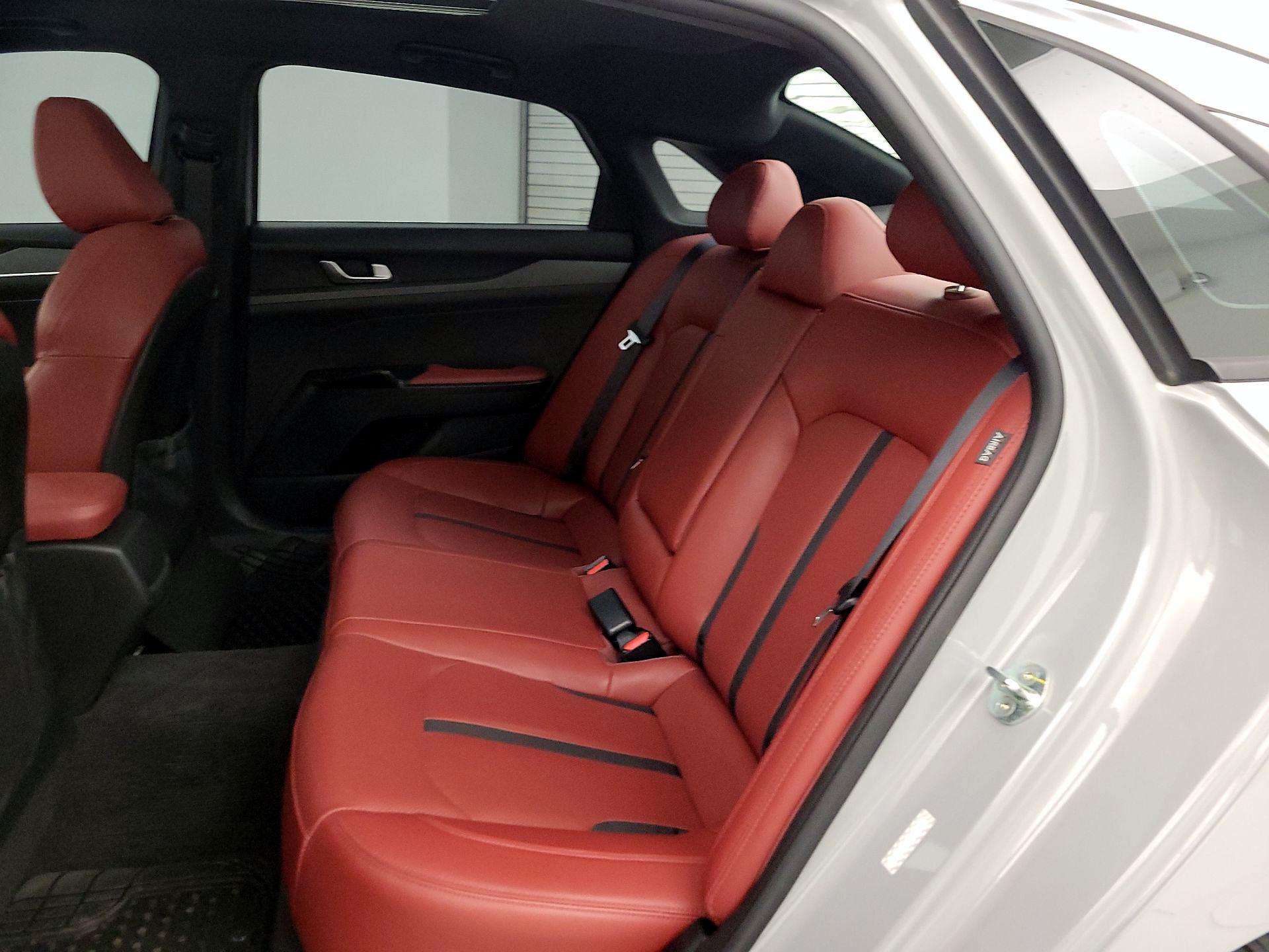 Thumbnail: 2021 Kia K5 - 20