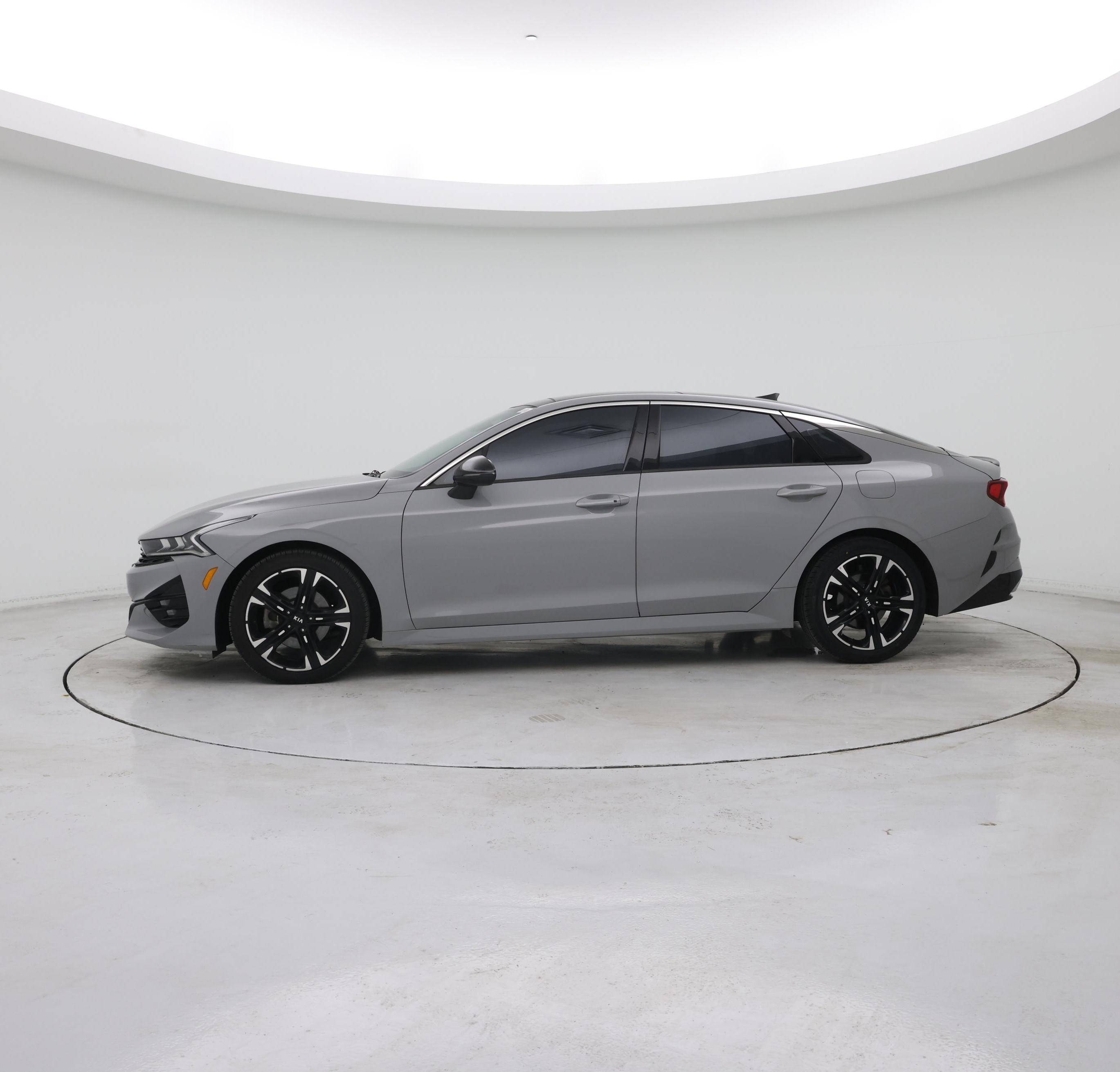 Thumbnail: 2021 Kia K5 - 3