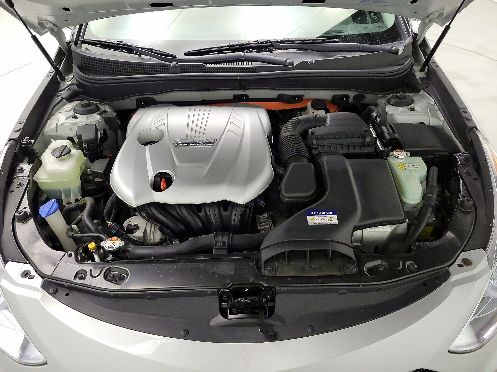 Thumbnail: 2015 Hyundai Sonata - 17