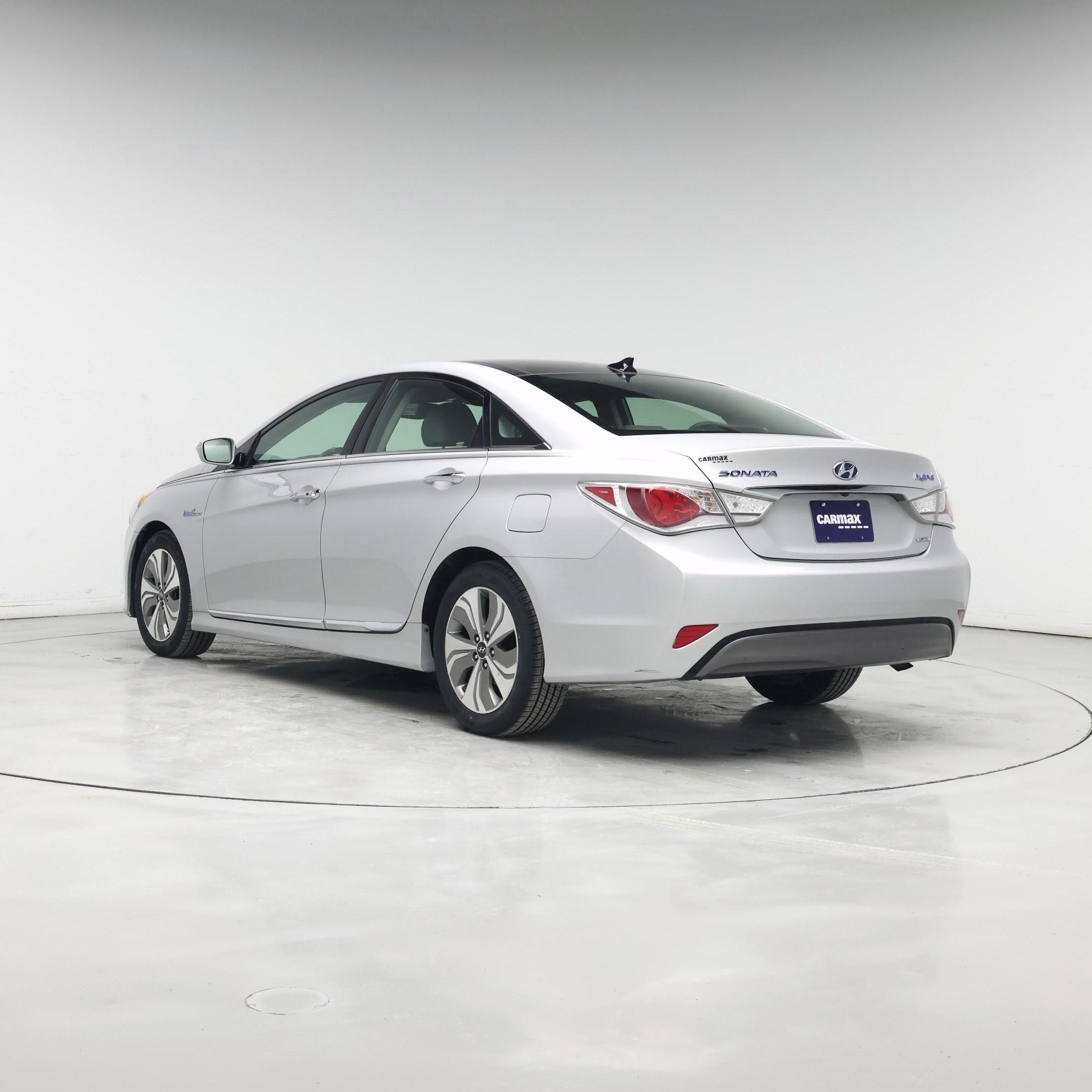 Thumbnail: 2015 Hyundai Sonata - 2