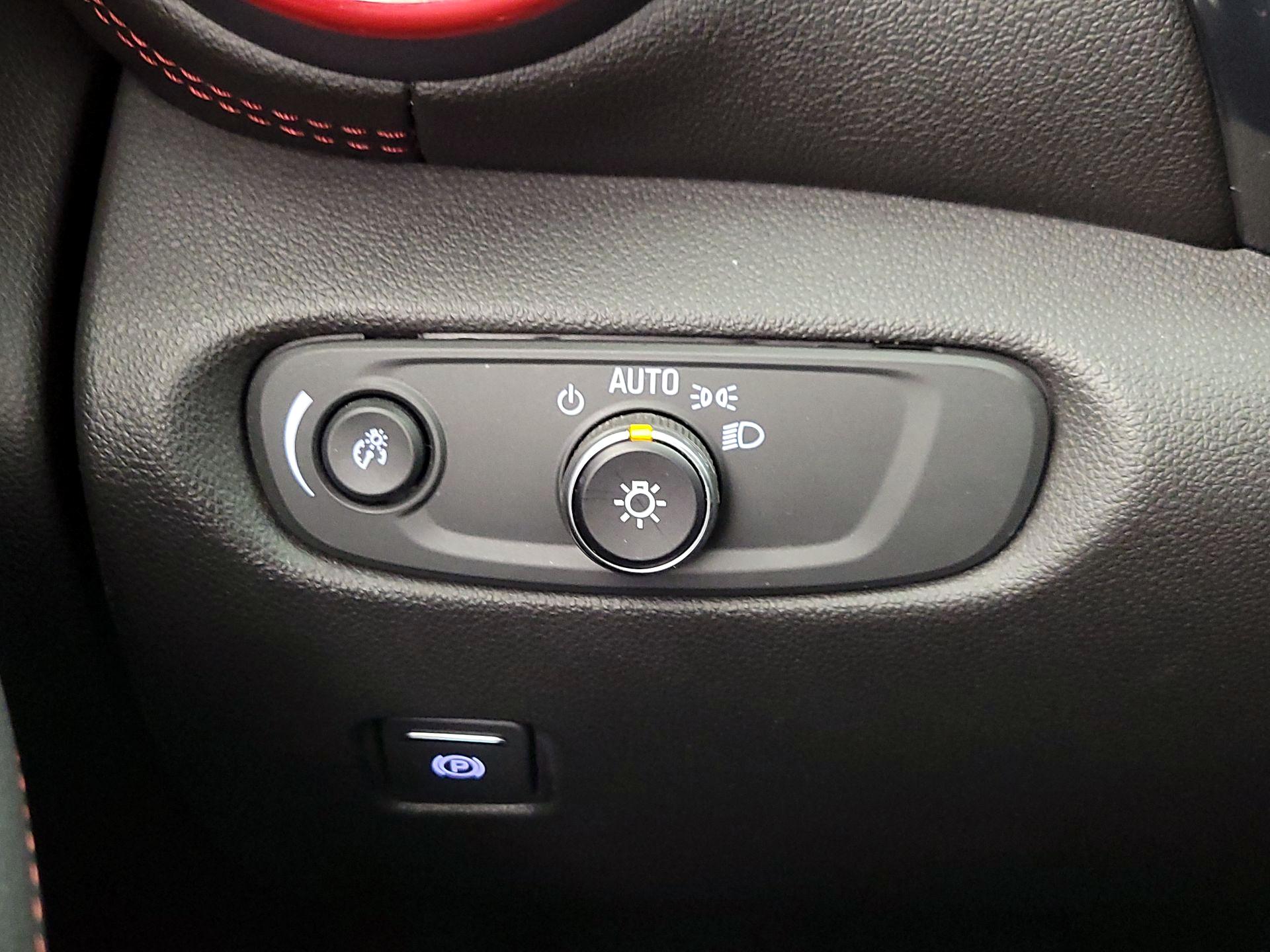 Thumbnail: 2019 Chevrolet Blazer - 13