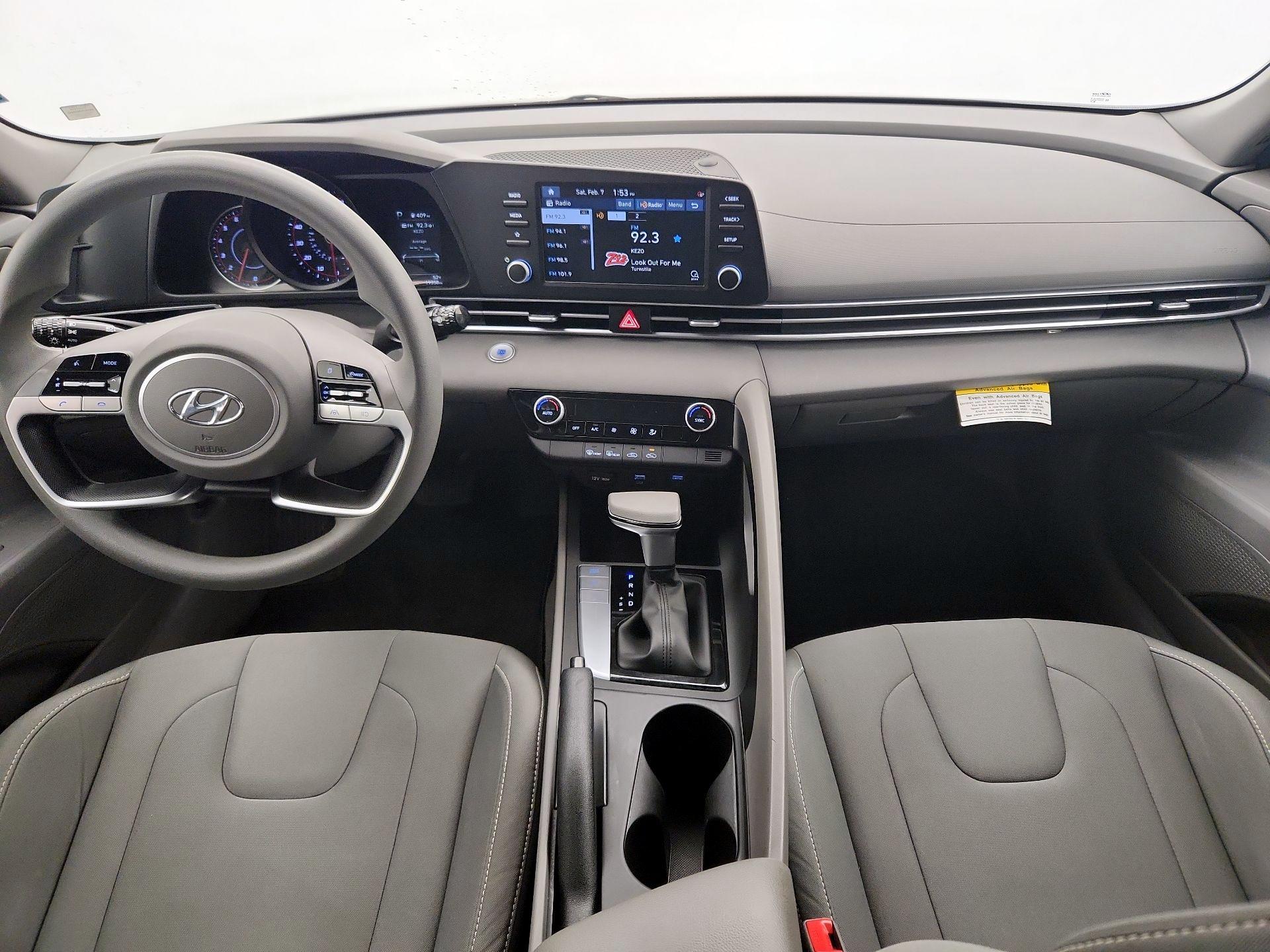 Thumbnail: 2022 Hyundai Elantra - 9