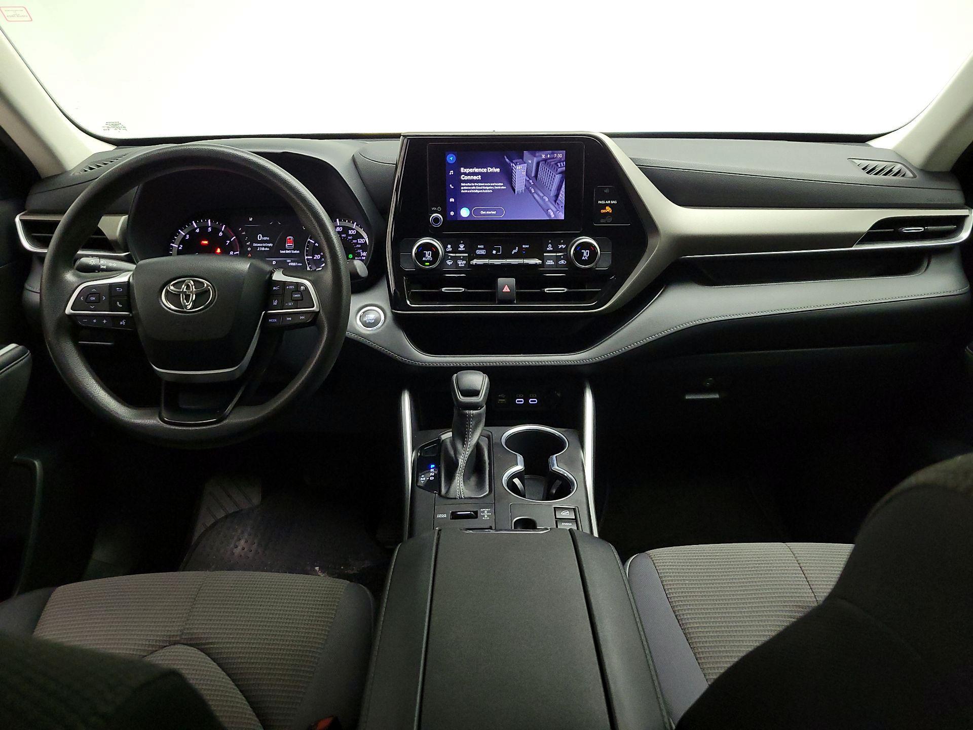 Thumbnail: 2023 Toyota Highlander - 9