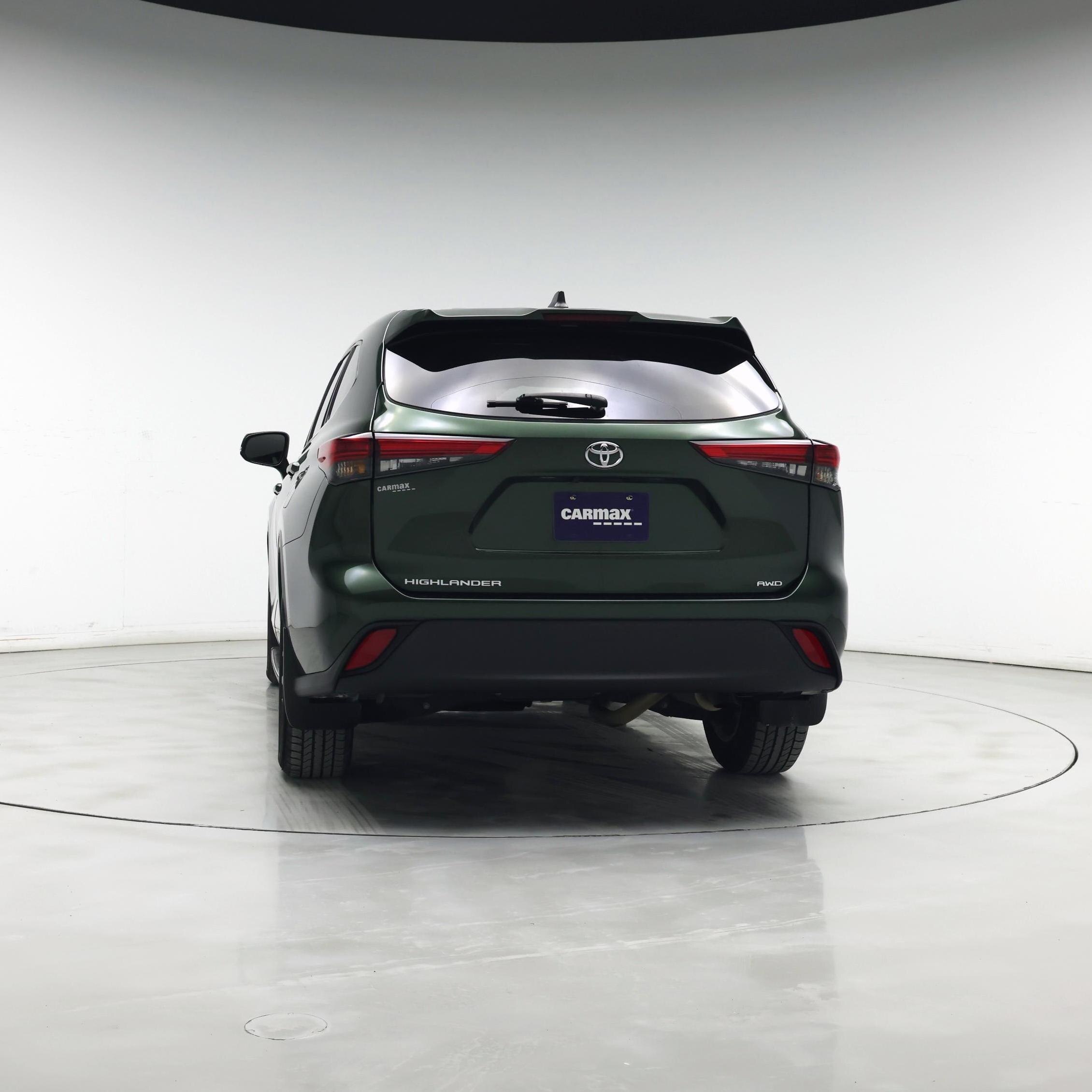 Thumbnail: 2023 Toyota Highlander - 6