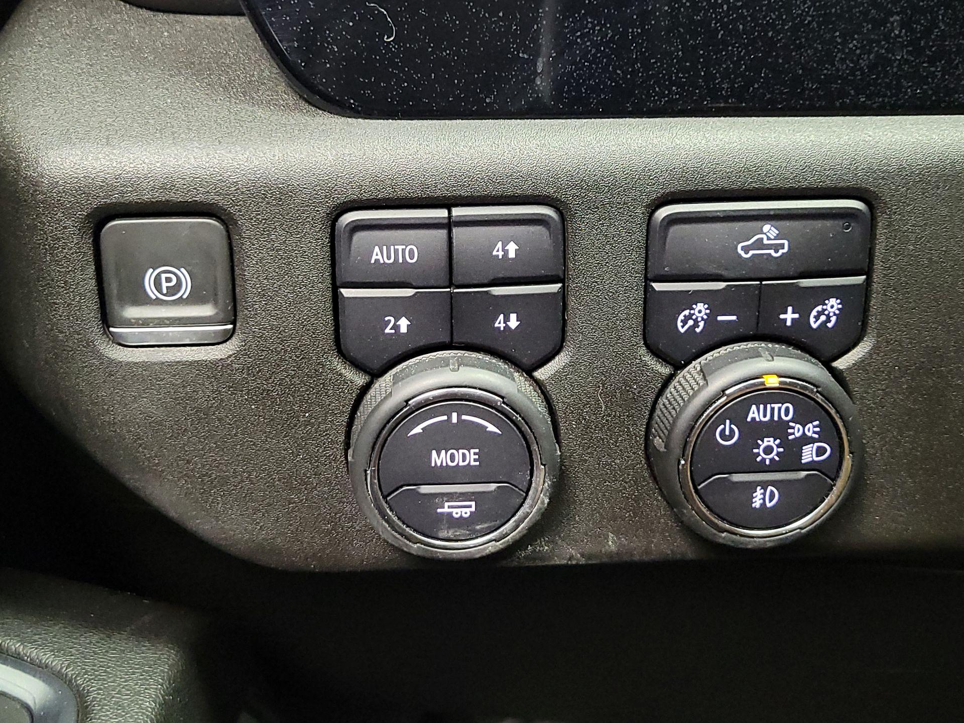 Thumbnail: 2024 Chevrolet Silverado 1500 - 13