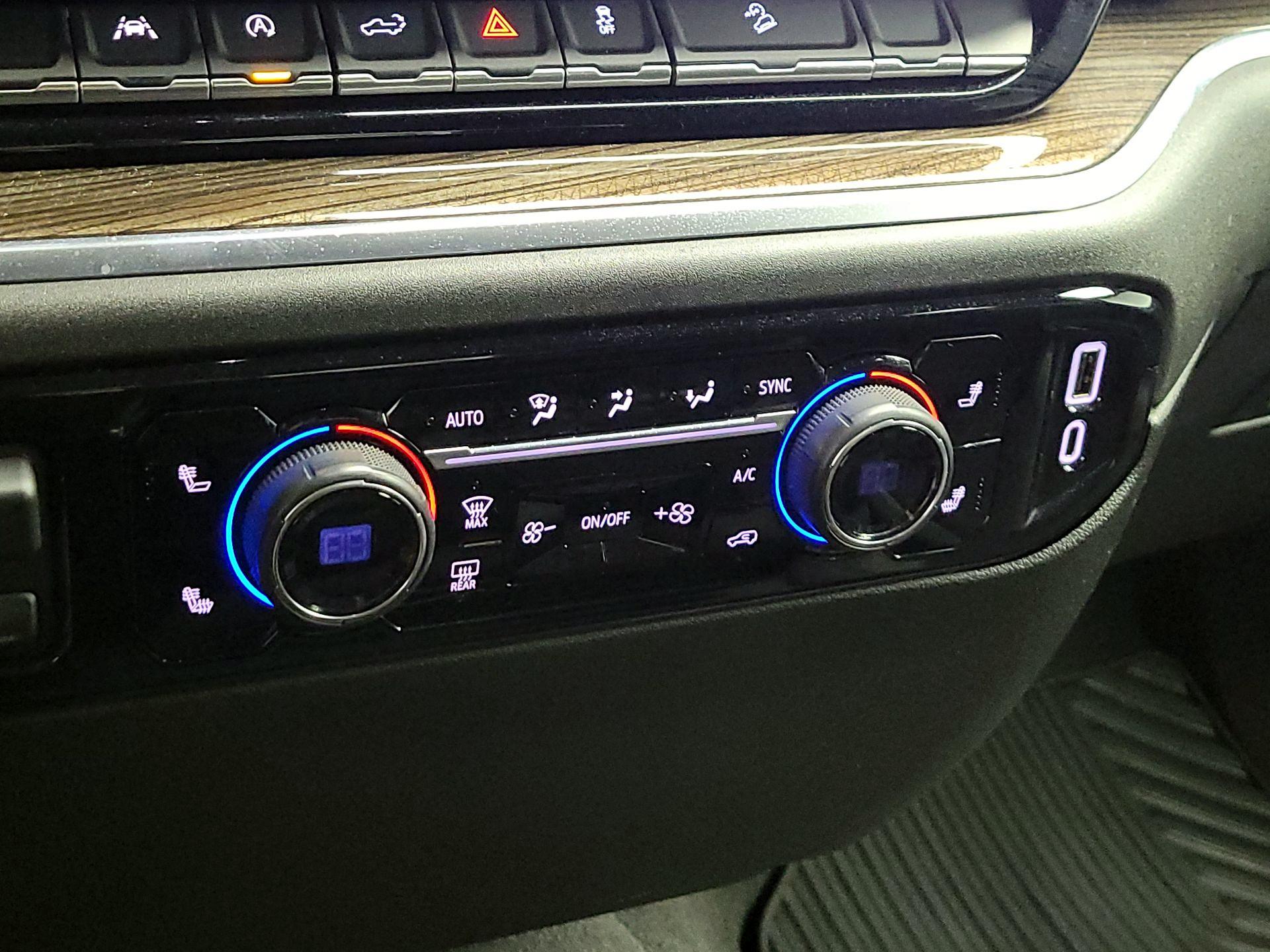 Thumbnail: 2024 Chevrolet Silverado 1500 - 17