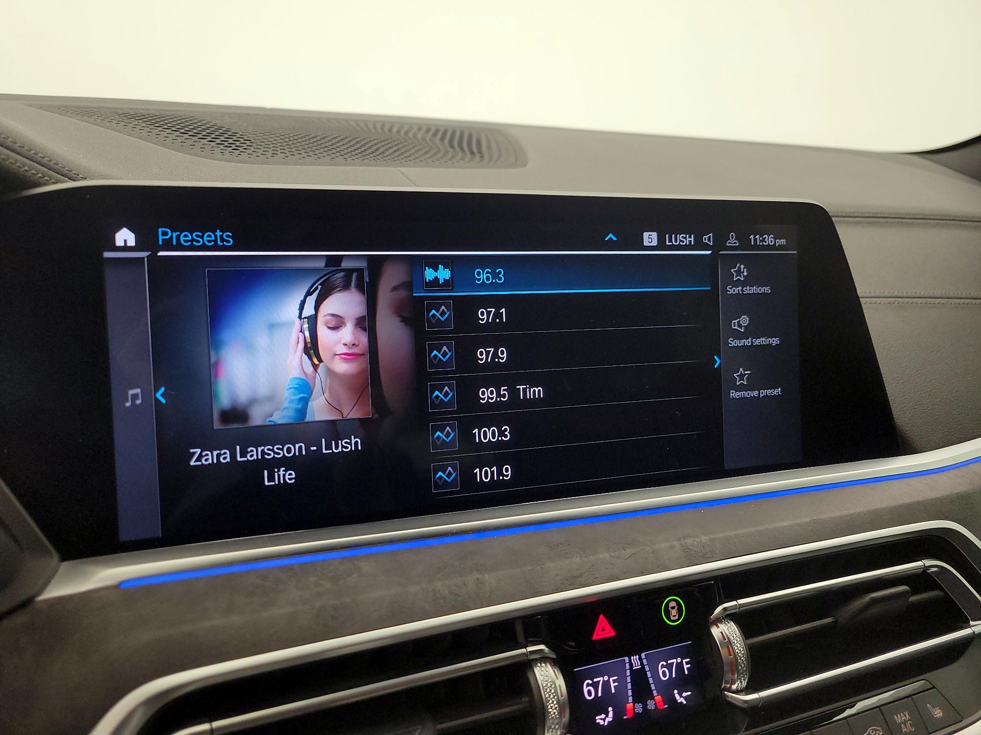 Thumbnail: 2023 BMW X5 - 16