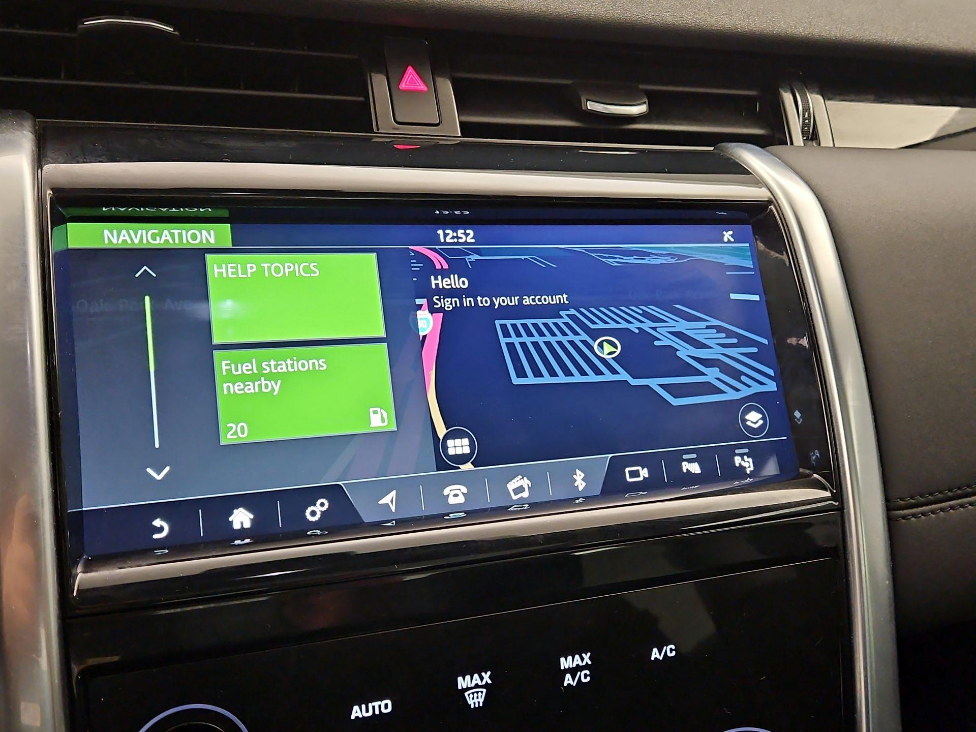 Thumbnail: 2020 Land Rover Discovery Sport - 14