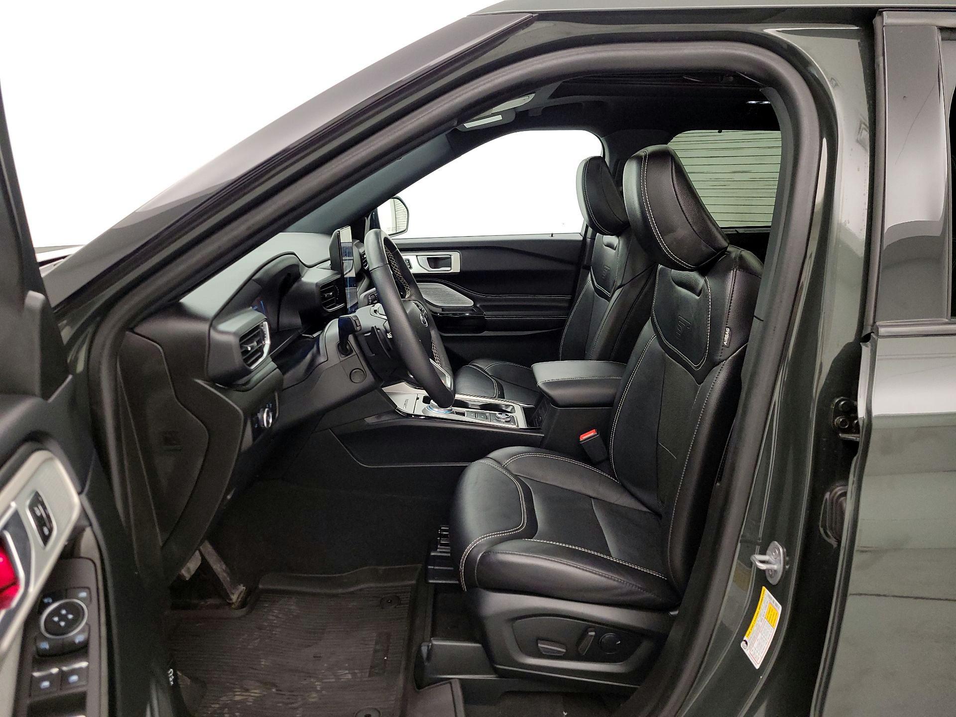 Thumbnail: 2023 Ford Explorer - 11