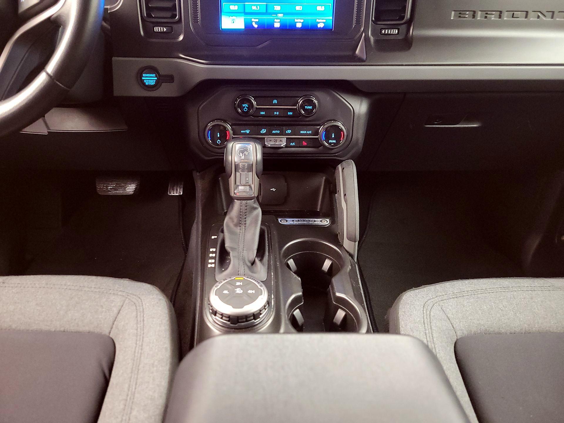 Thumbnail: 2022 Ford Bronco - 17