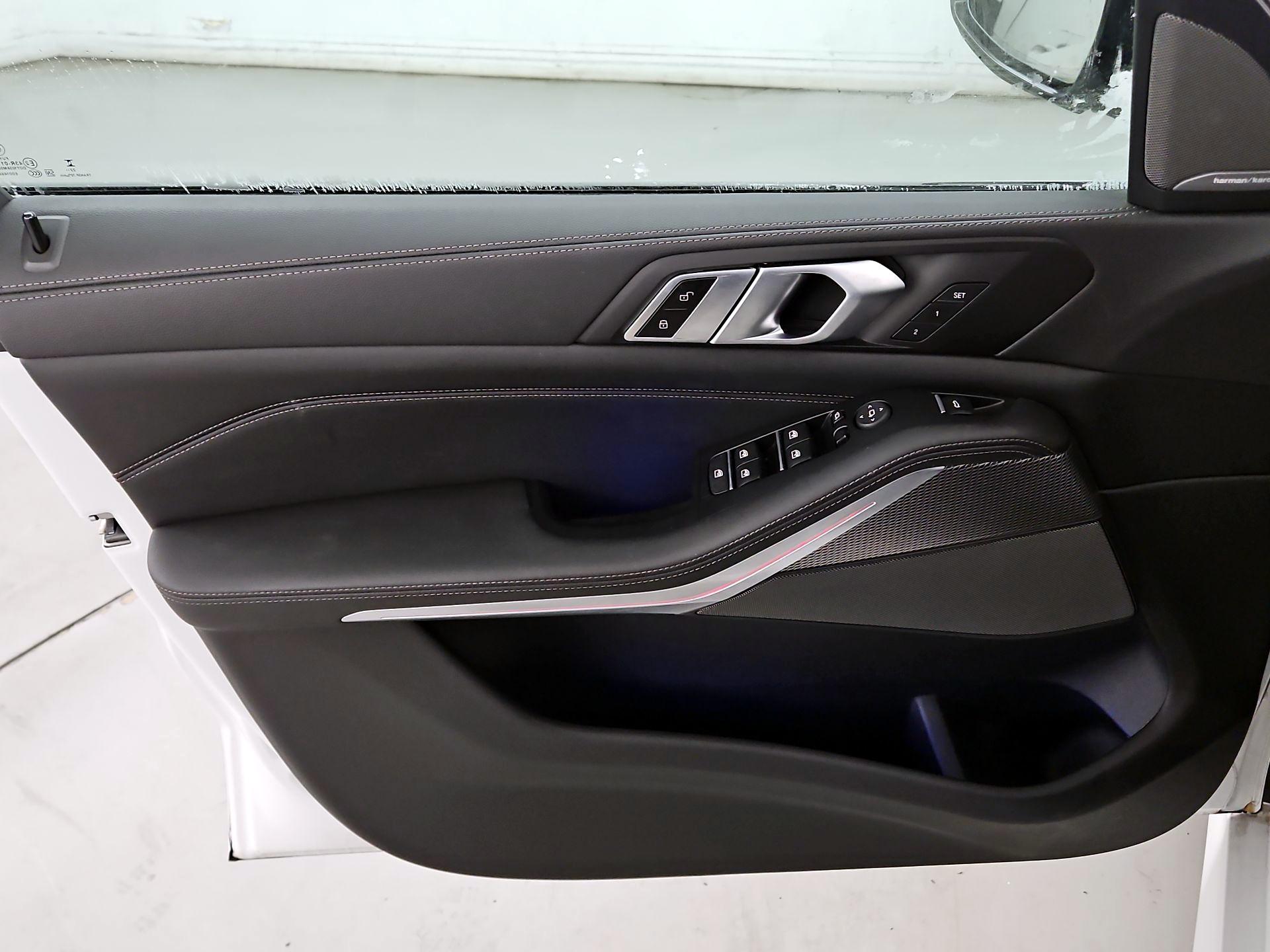 Thumbnail: 2023 BMW X5 - 12