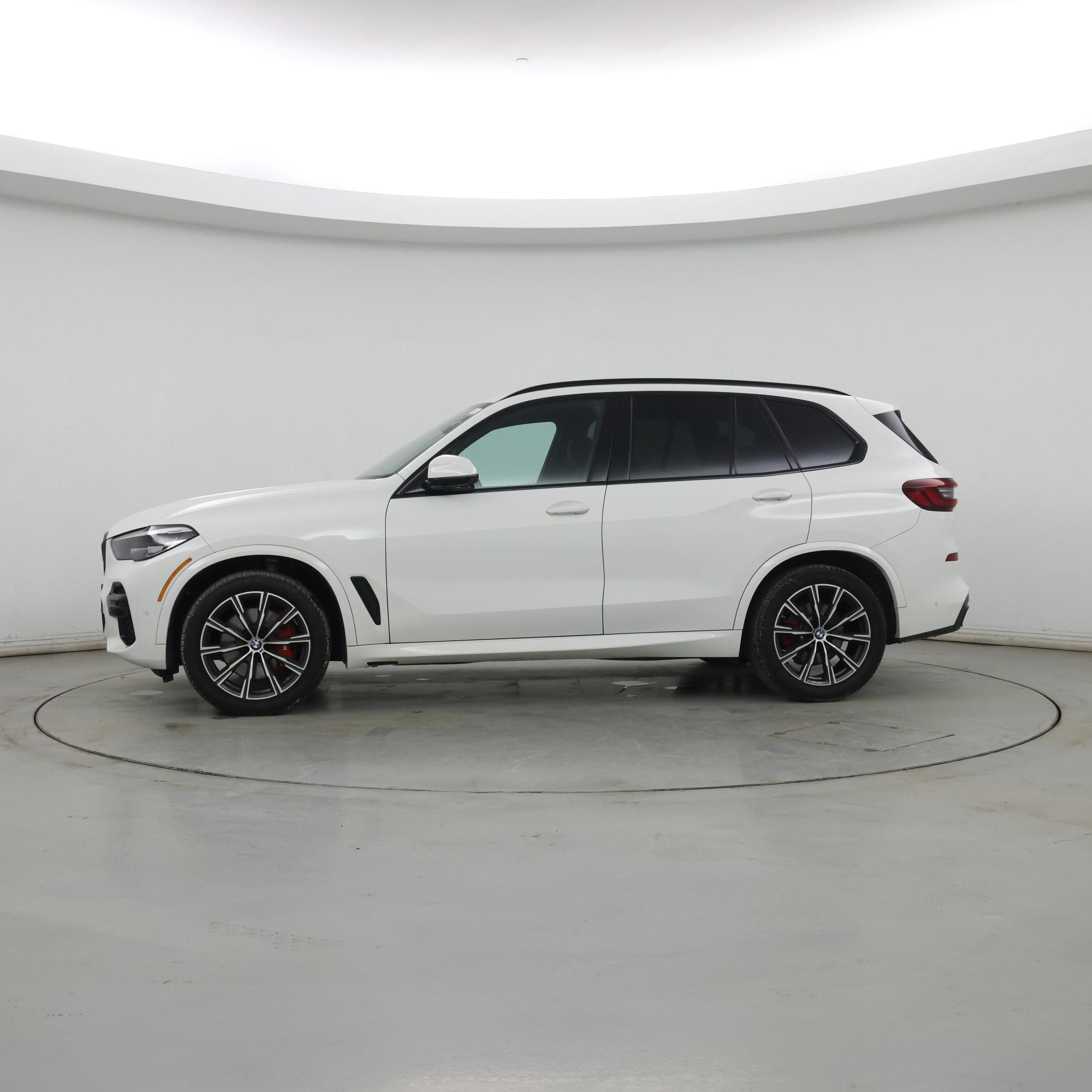 Thumbnail: 2023 BMW X5 - 3