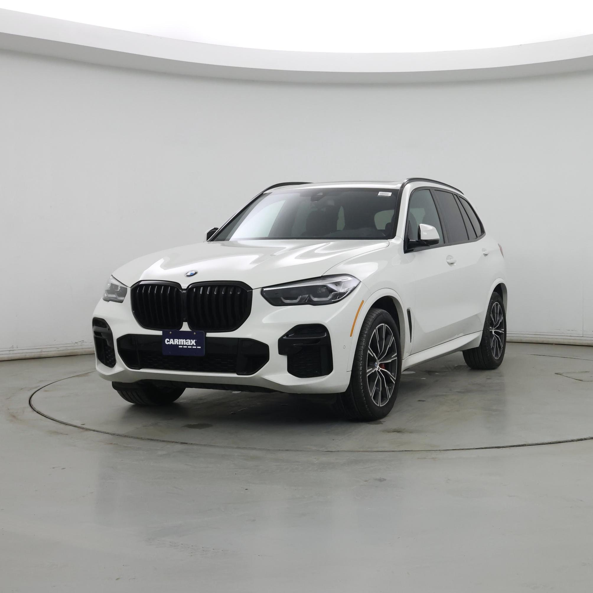 Thumbnail: 2023 BMW X5 - 4