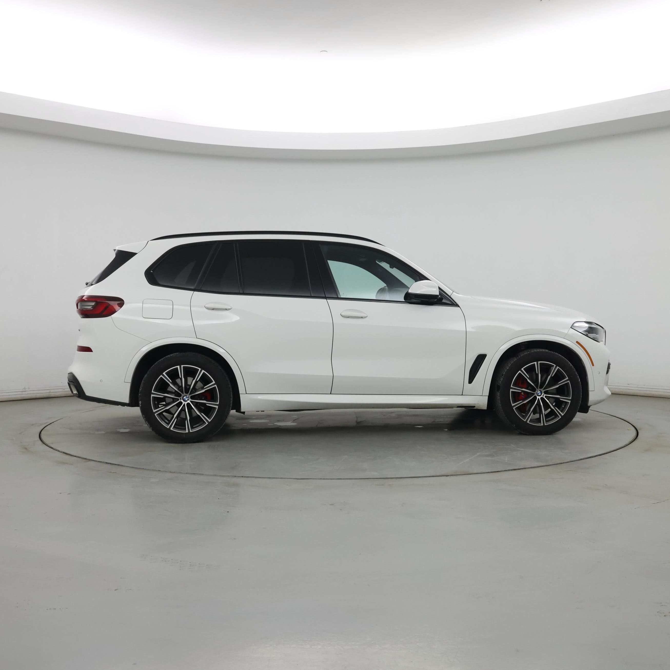Thumbnail: 2023 BMW X5 - 7