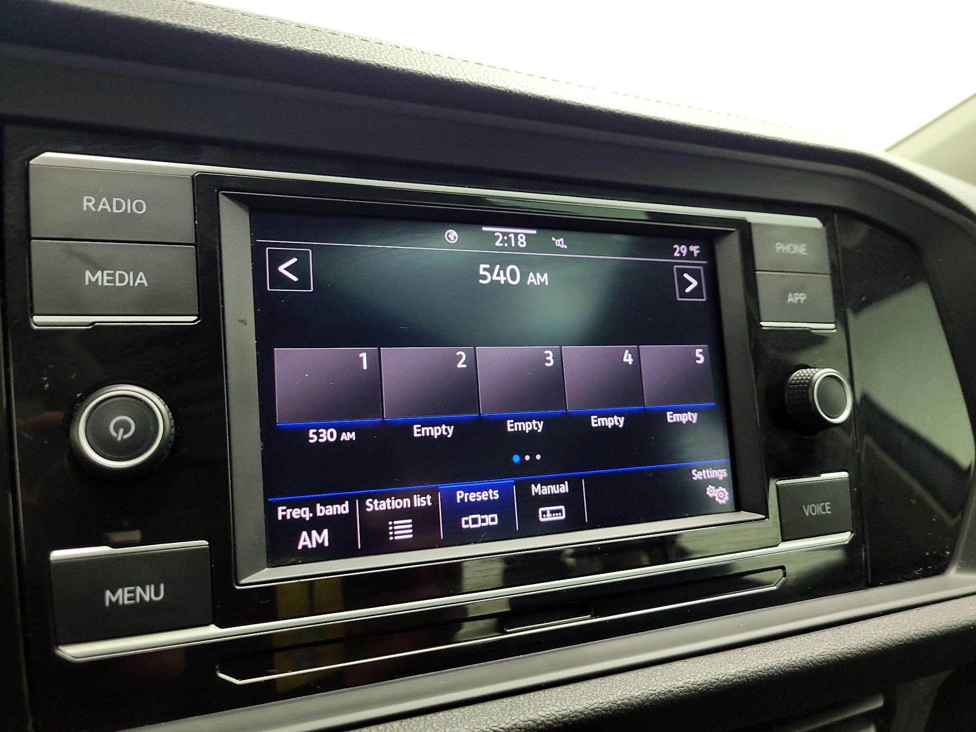 Thumbnail: 2020 Volkswagen Jetta - 13