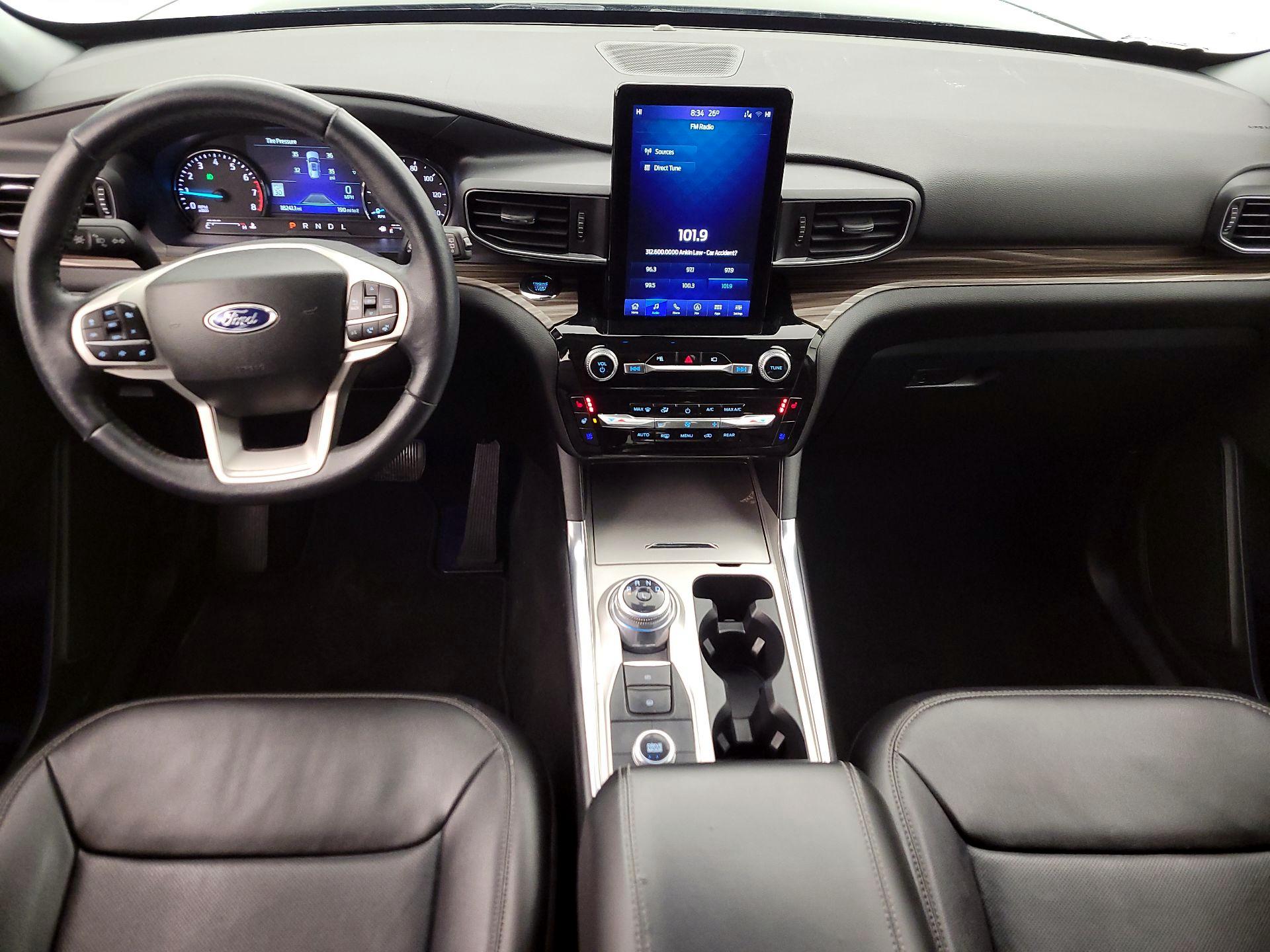 Thumbnail: 2022 Ford Explorer - 9