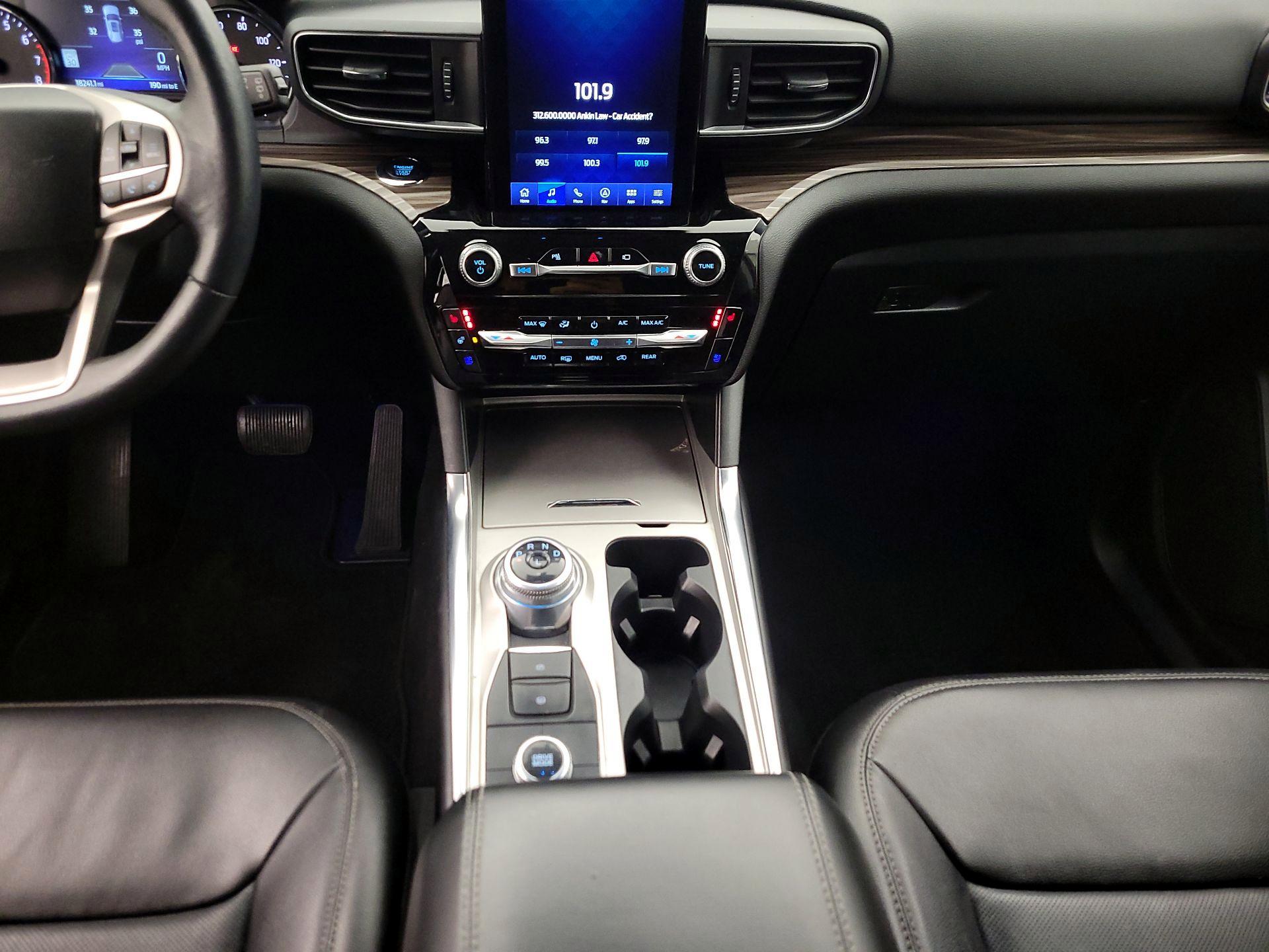 Thumbnail: 2022 Ford Explorer - 17